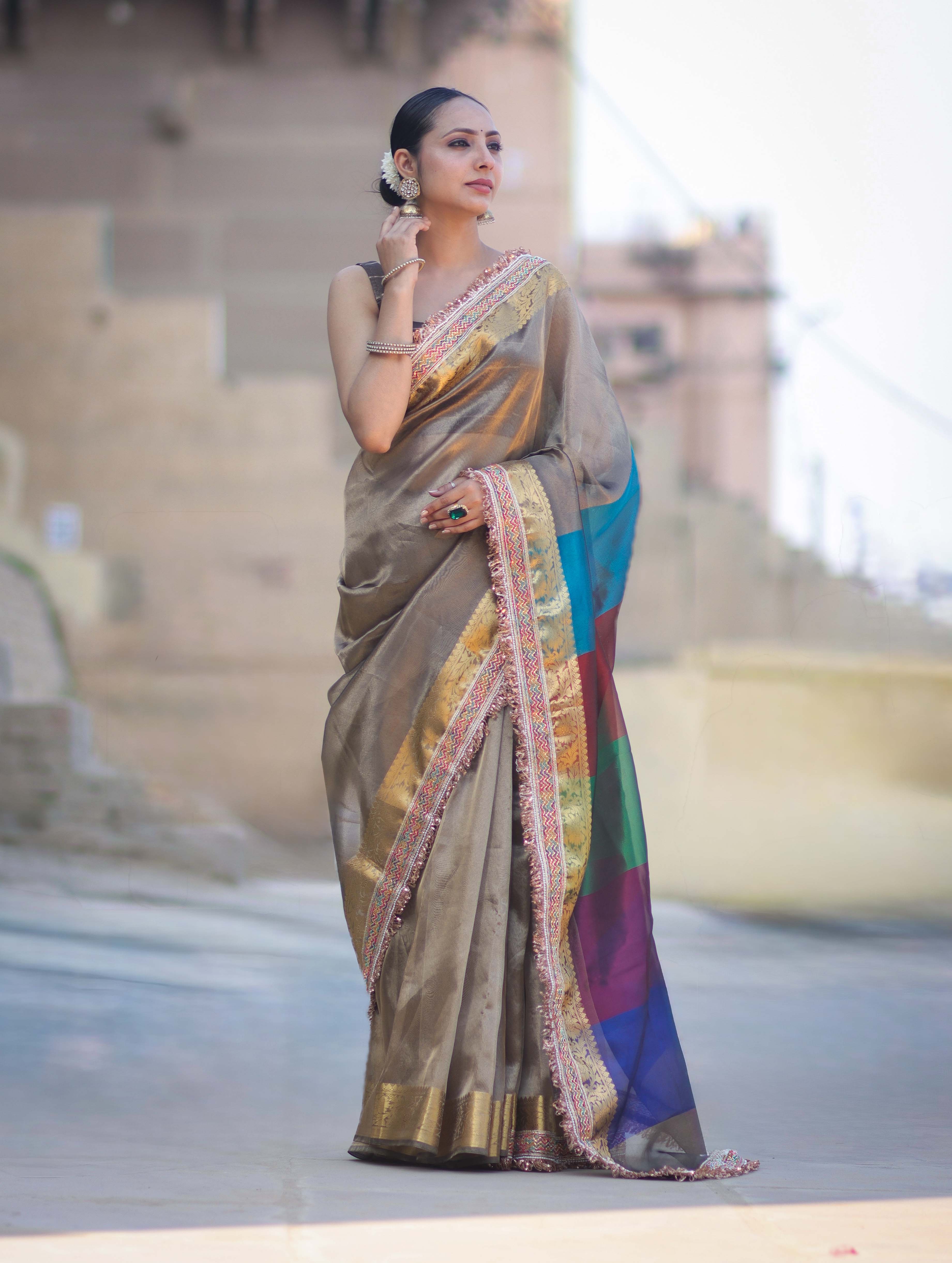 Banarasee Handloom Plain Tissue Saree With Multicolor Pallu Zari Border & Lace-Gold