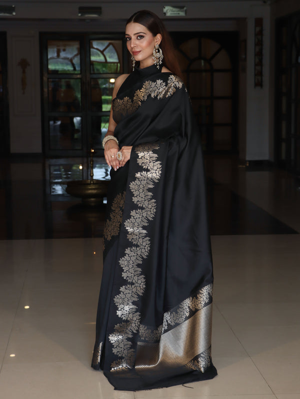 Banarasee Handwoven Semi Silk Saree With Zari Border-Black