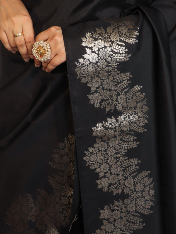 Banarasee Handwoven Semi Silk Saree With Zari Border-Black