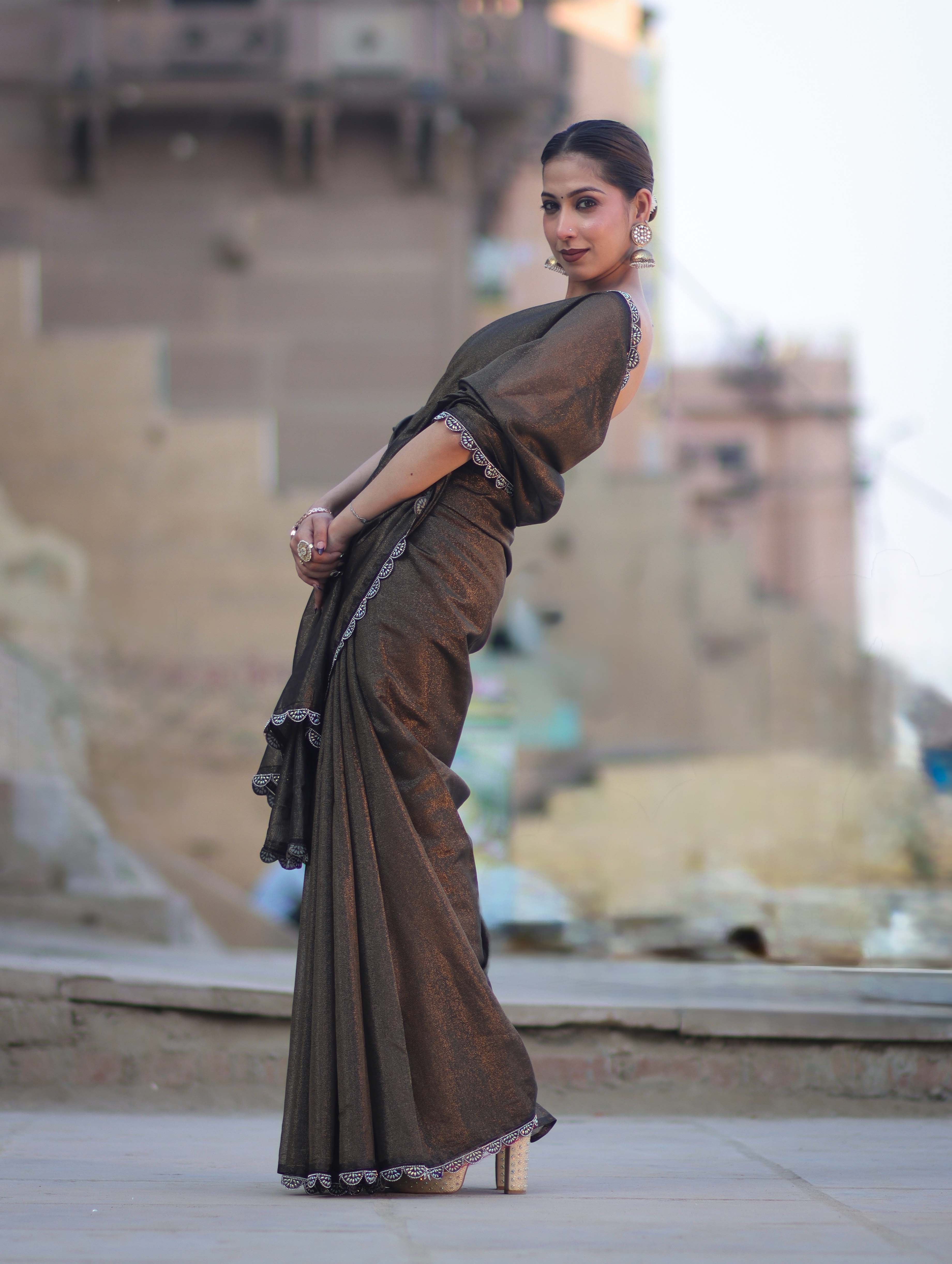 Banarasee Handwoven Shimmer Silk Saree With Lace-Black (Gold Tone)