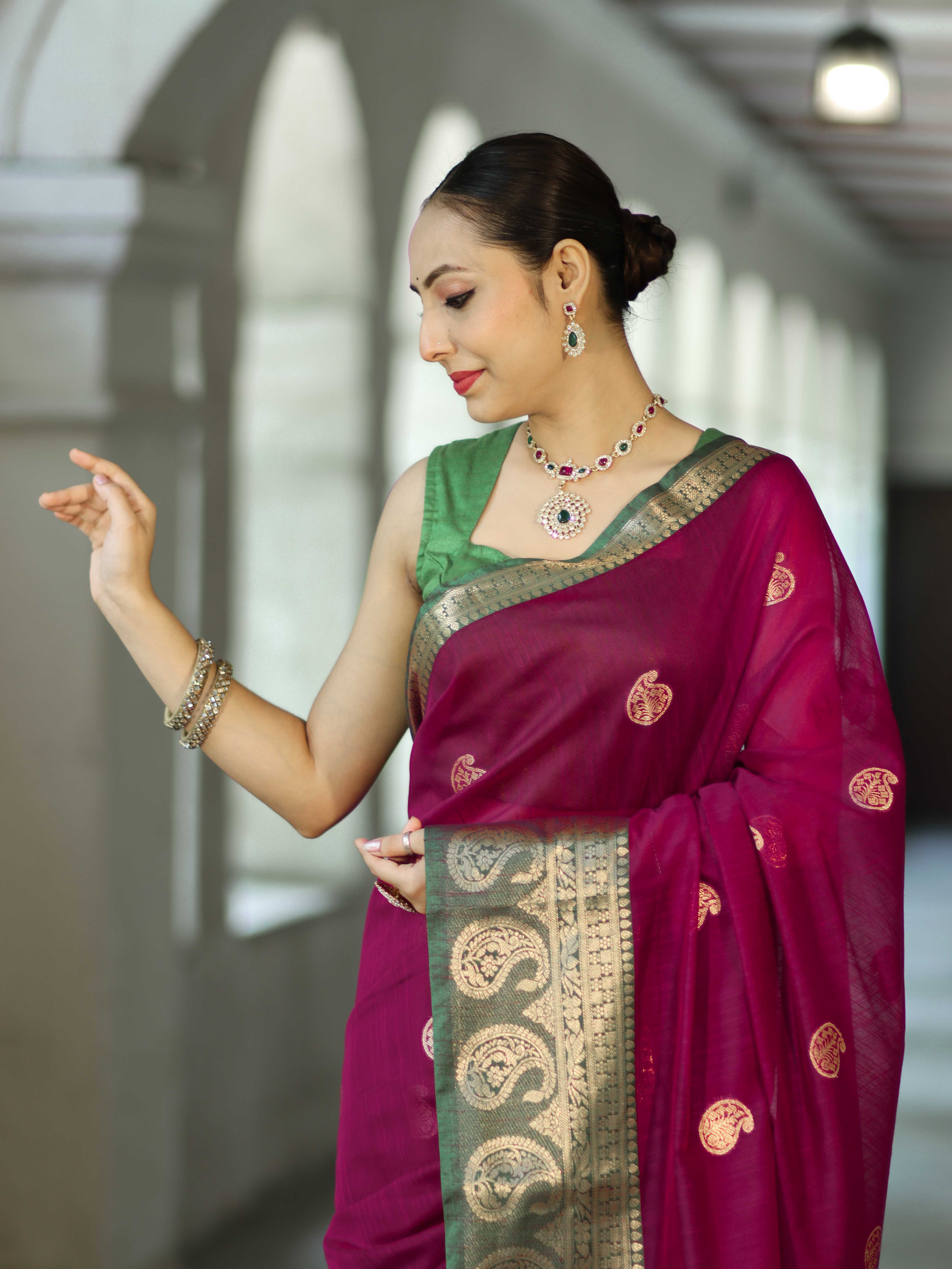 Banarasee Handloom Cotton Silk Saree With Zari Work & Contrast Border-Magenta & Green