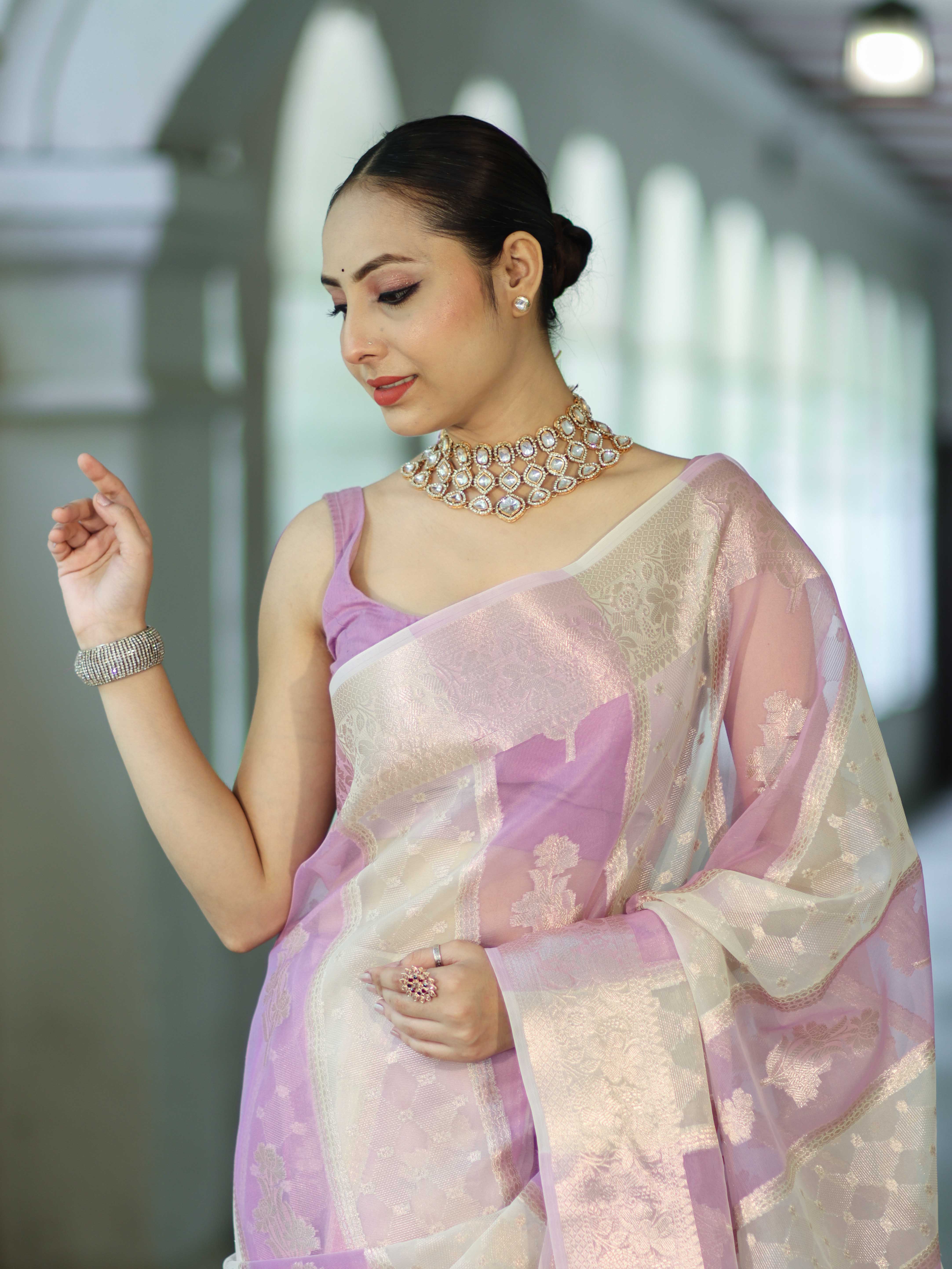 Banarasee Dual Color Organza Mix Saree With Zari Woven Design & Border-Lavender & White