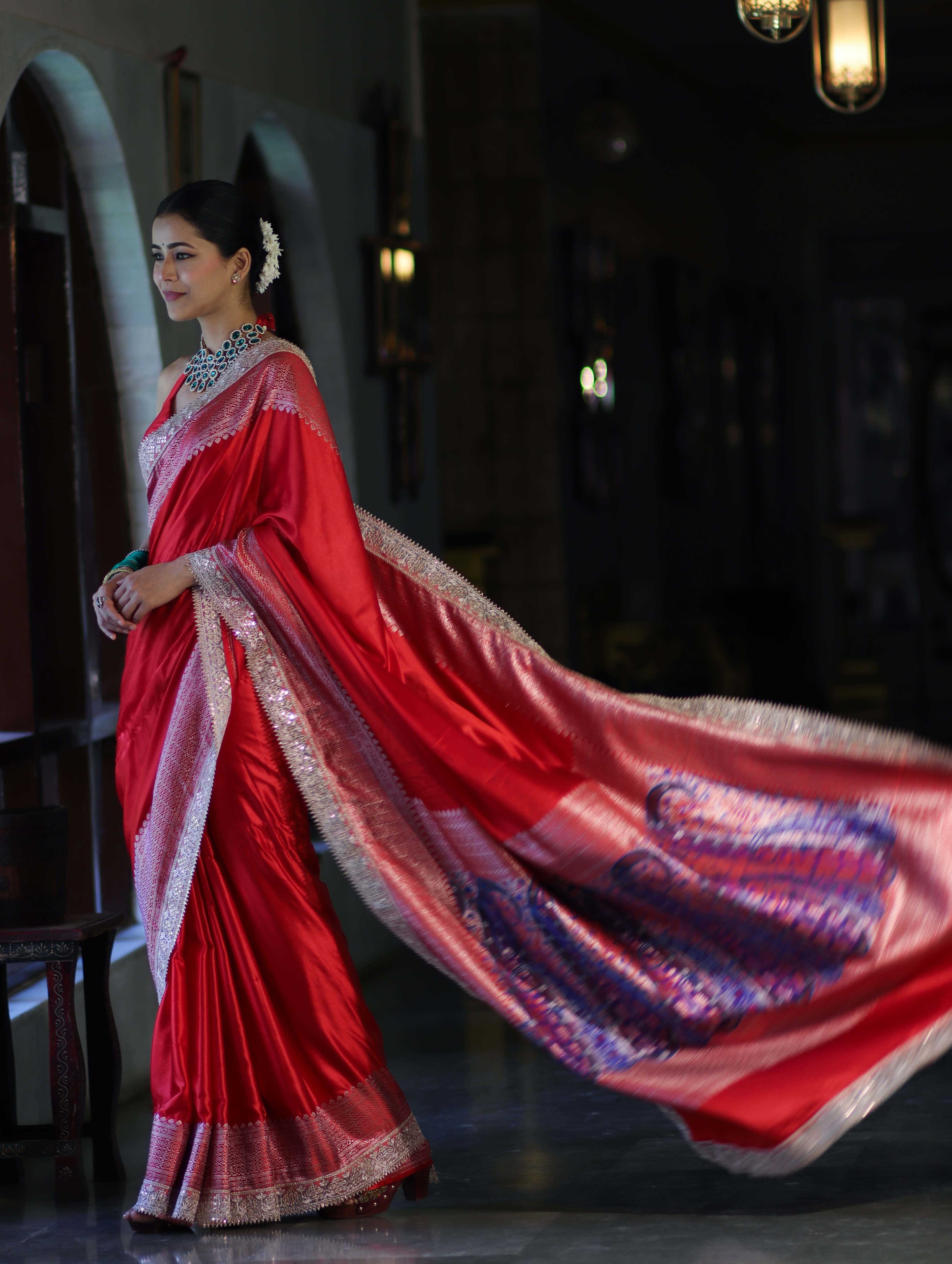 Banarasee Handloom Plain Mashru Silk Saree With Lace Border & Meenadar Pallu-Red