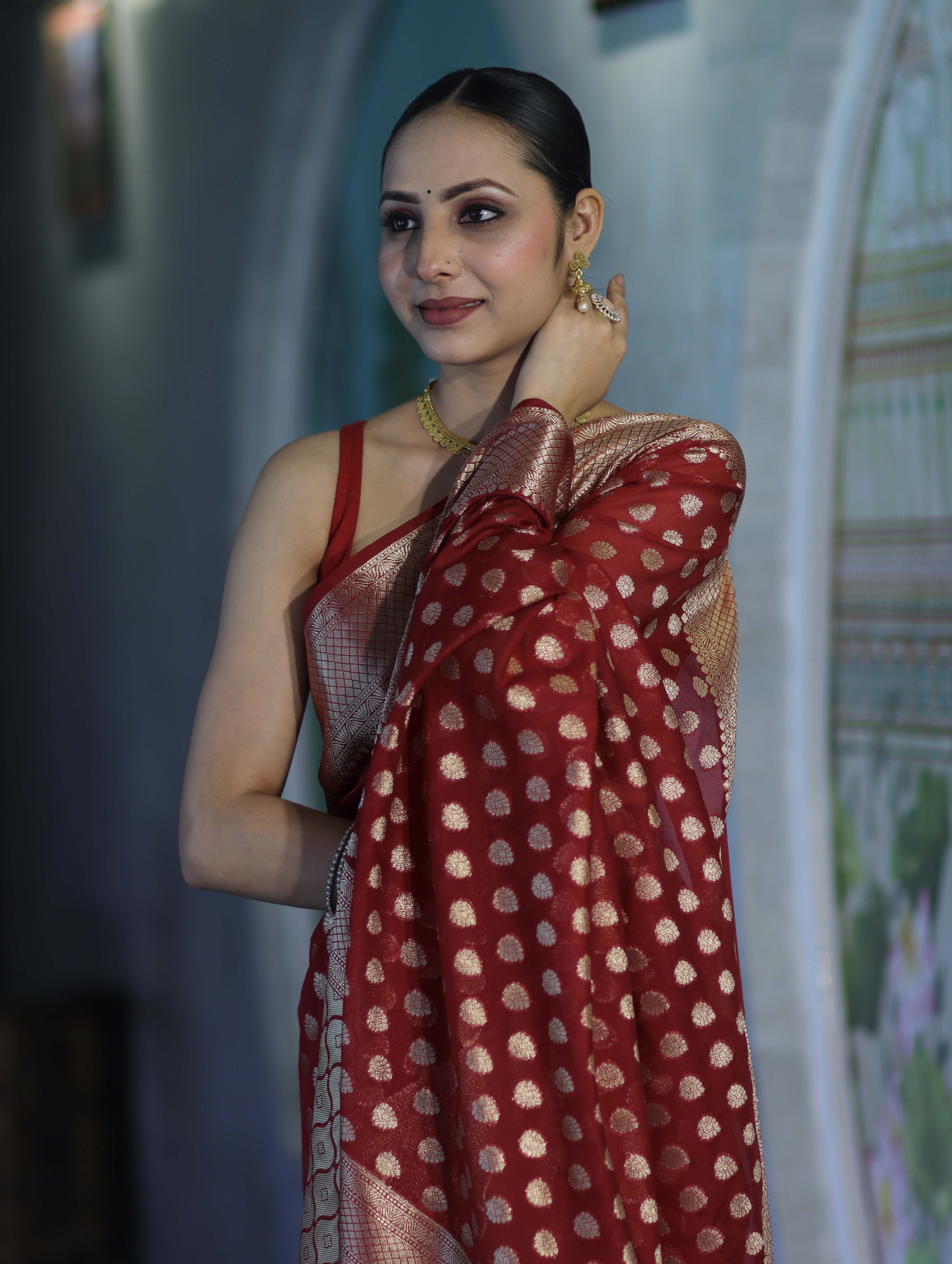 Banarasee Handwoven Georgette Saree With Zari Buta Design & Border-Maroon