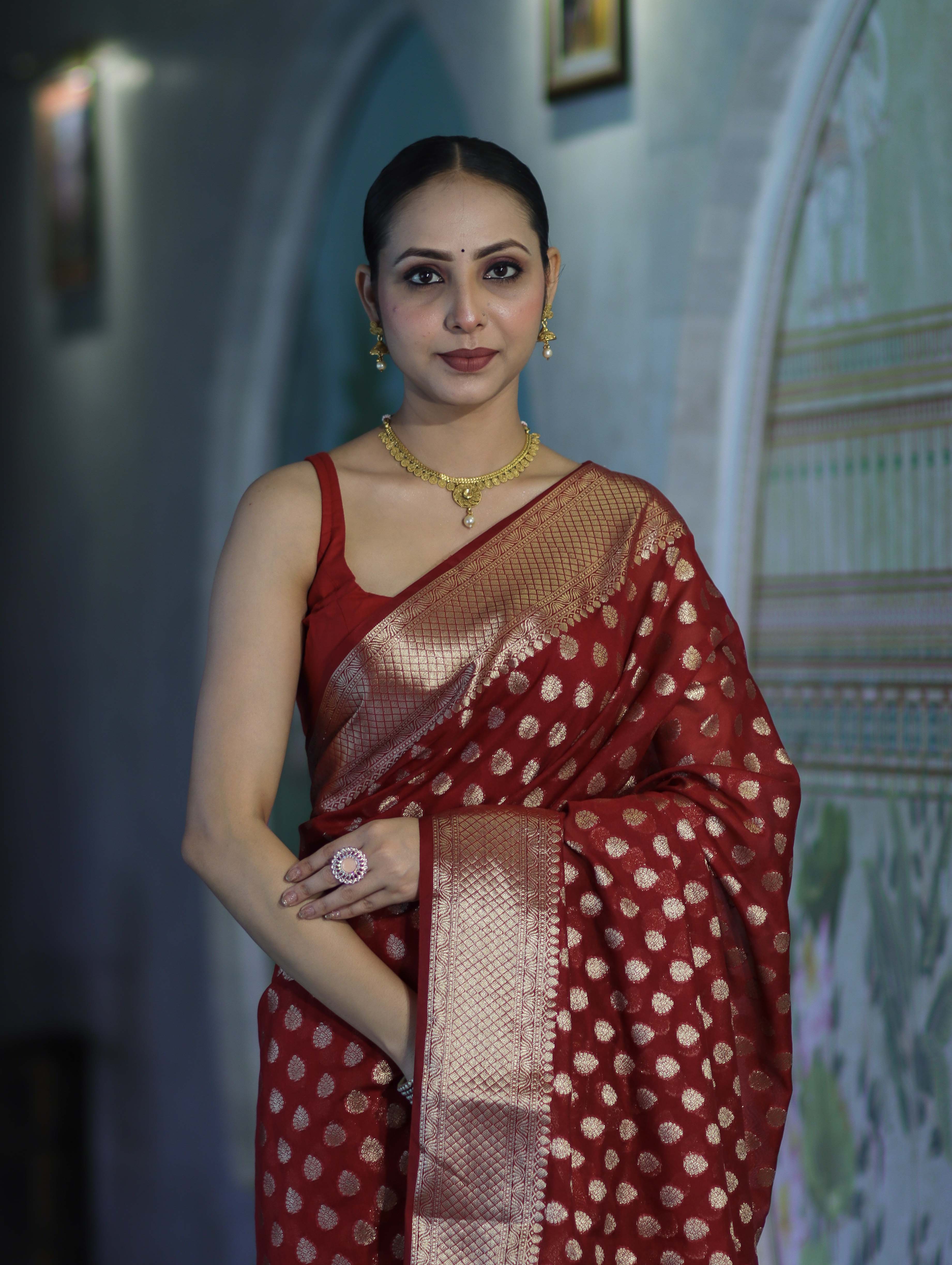 Banarasee Handwoven Georgette Saree With Zari Buta Design & Border-Maroon