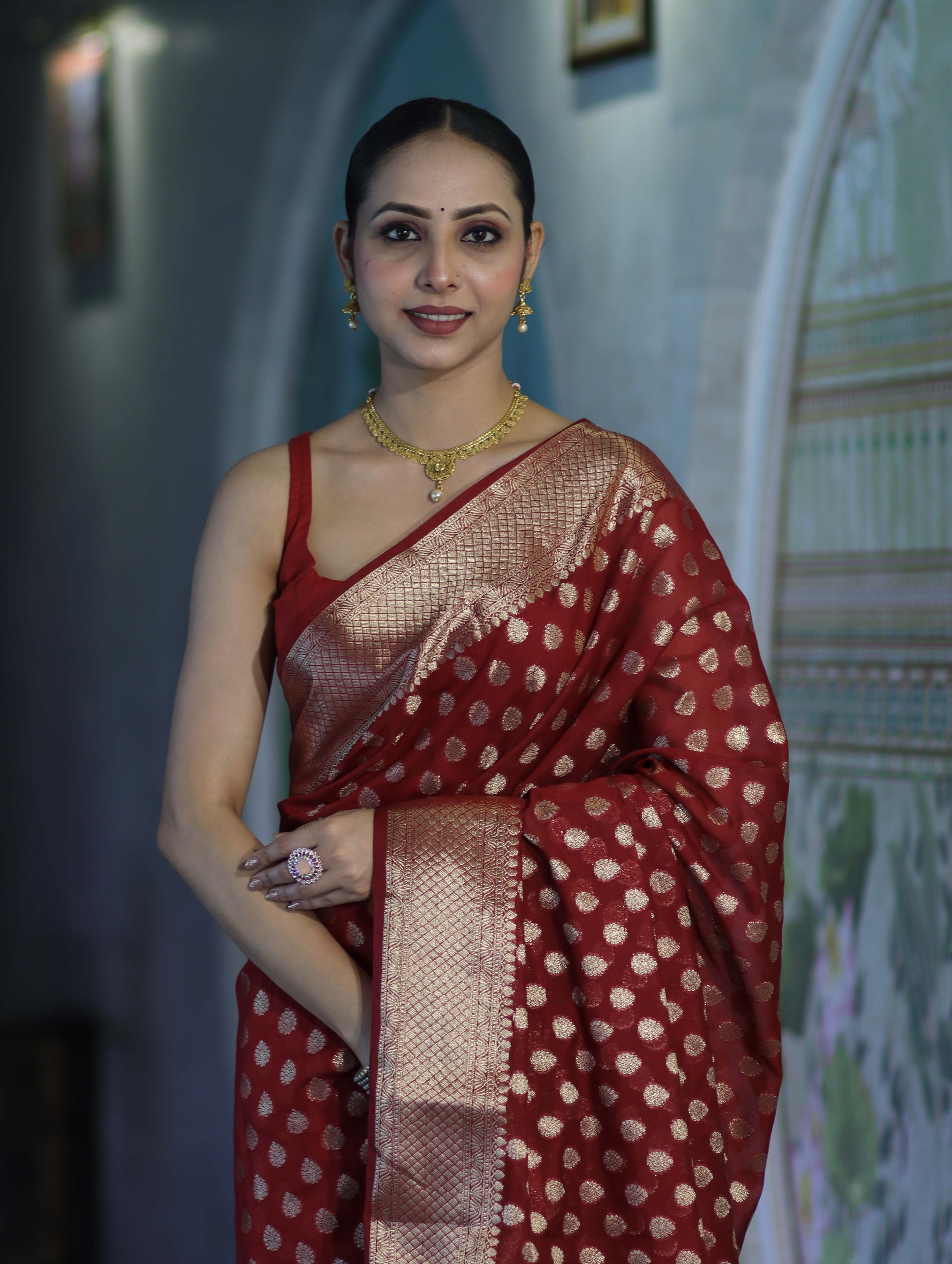 Banarasee Handwoven Georgette Saree With Zari Buta Design & Border-Maroon