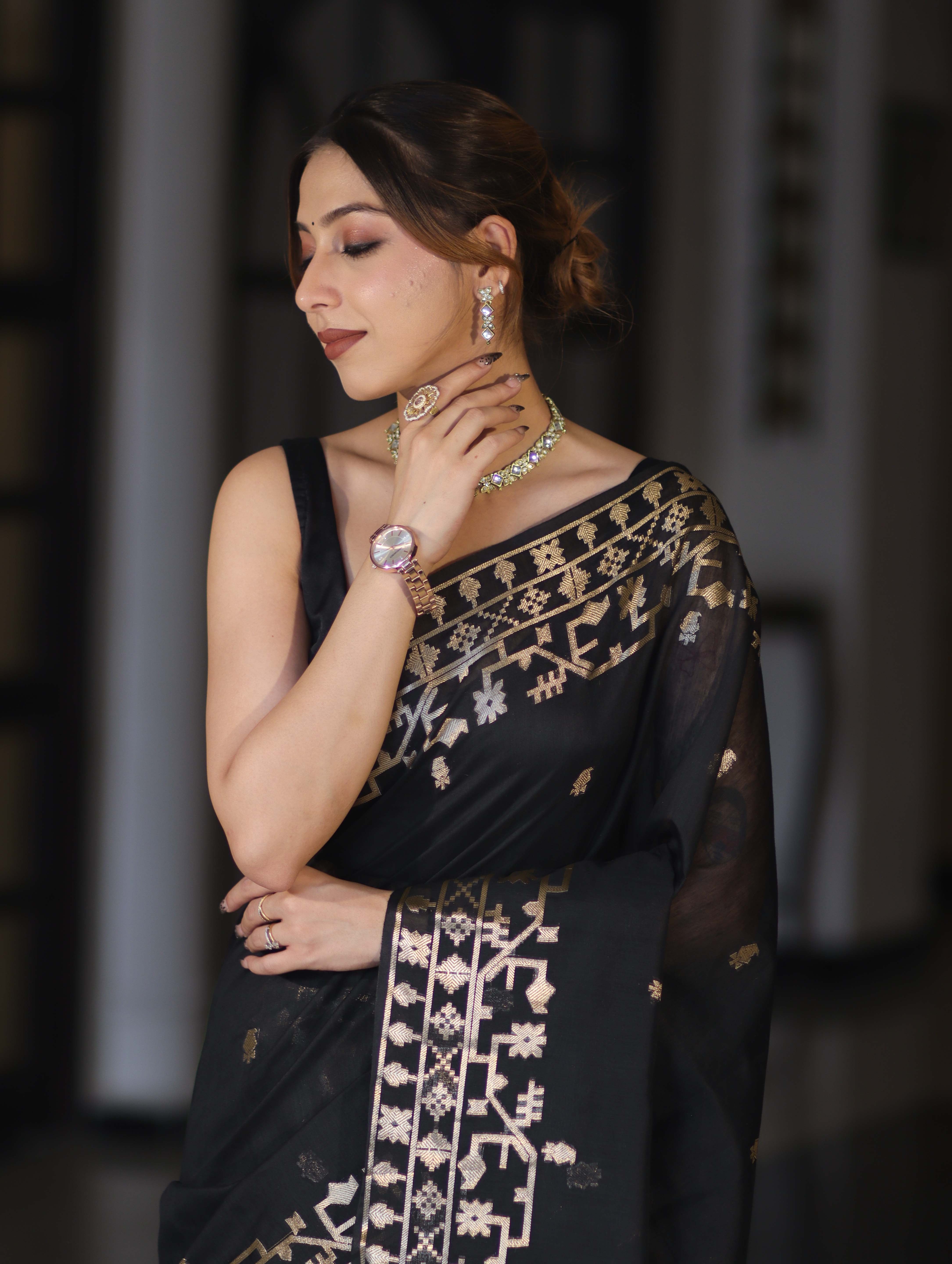 Banarasee Handloom Cotton Silk Saree With Zari Buti Deign & Geometric Border-Black