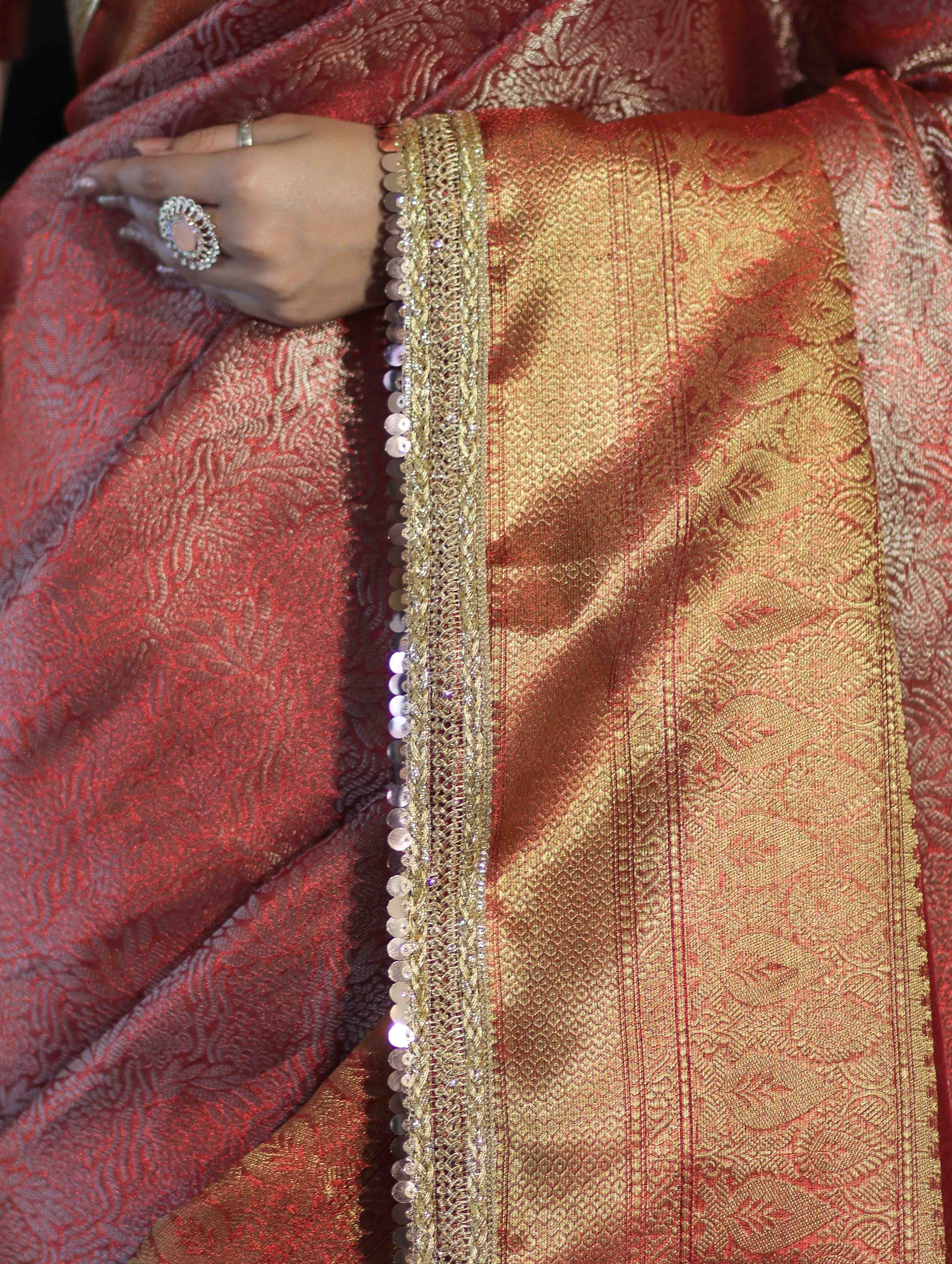 Banarasee Handloom Tissue Saree With Zari Woven Design Broad Border & Lace-Red