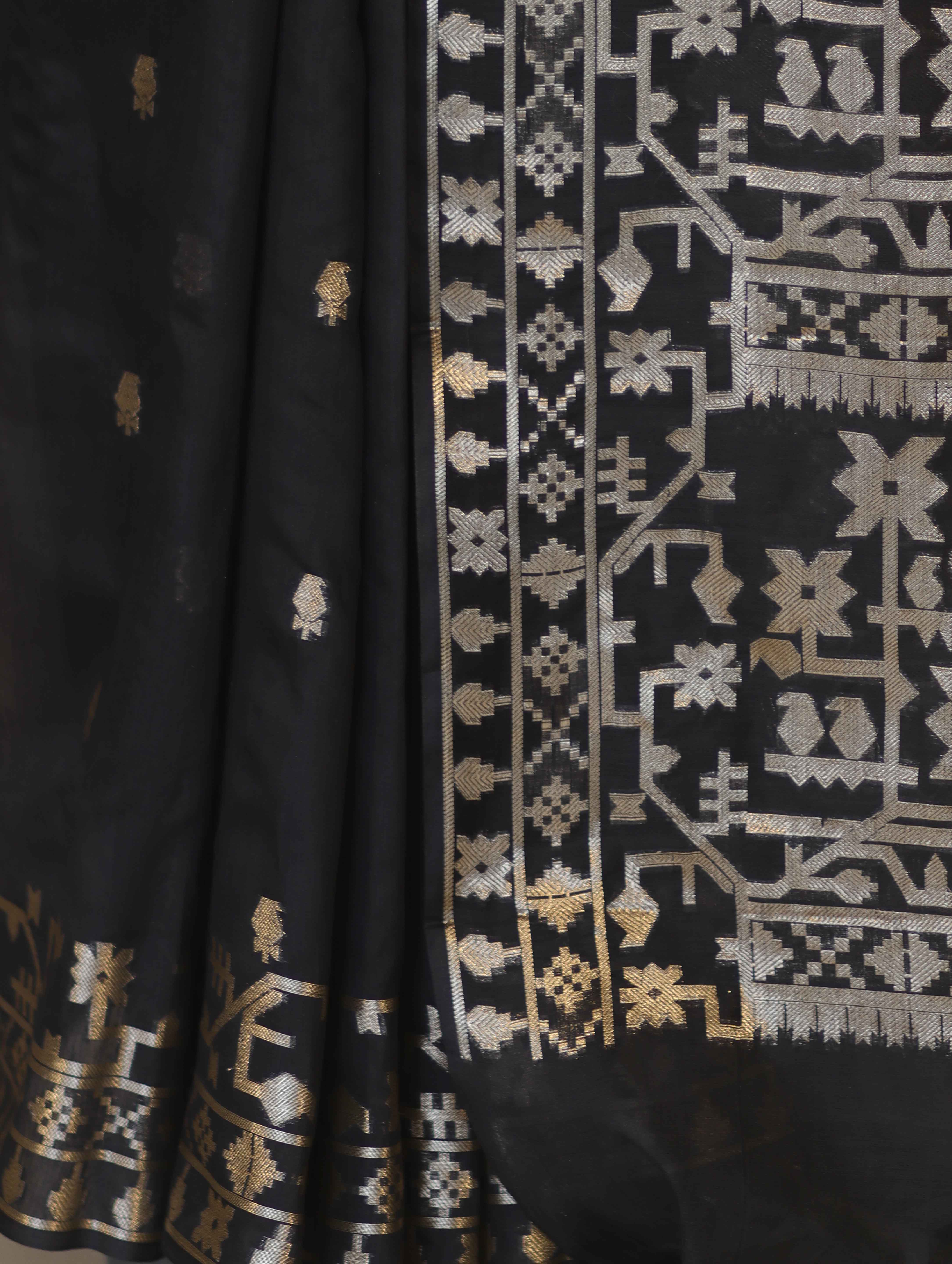 Banarasee Handloom Cotton Silk Saree With Zari Buti Deign & Geometric Border-Black