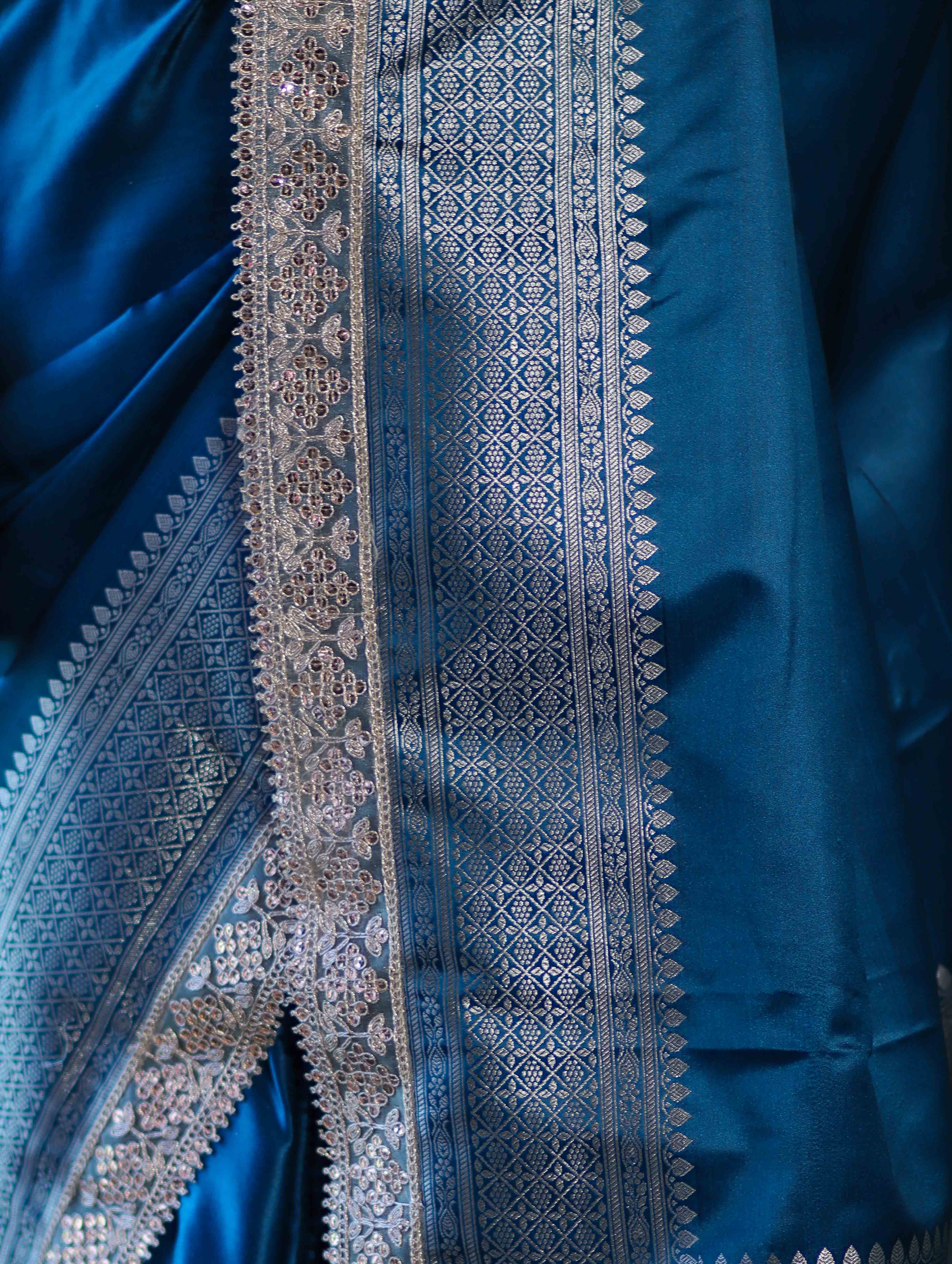 Banarasee Handloom Plain Mashru Silk Saree With Lace Border & Meenadar Pallu-Blue