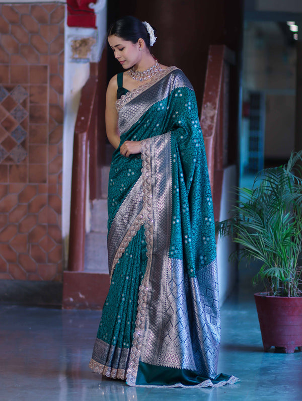 Banarasee Handloom Mashru Silk Saree With Tanchoi Work & Lace Border-Deep Green