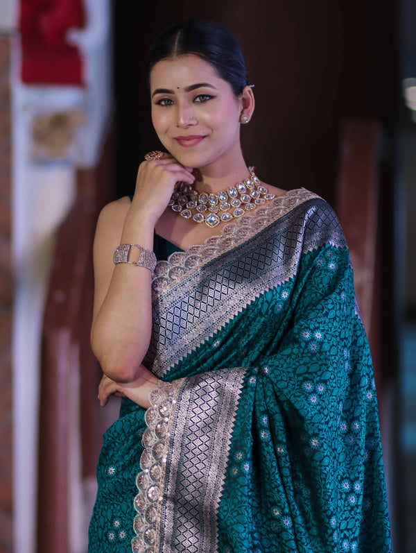 Banarasee Handloom Mashru Silk Saree With Tanchoi Work & Lace Border-Deep Green
