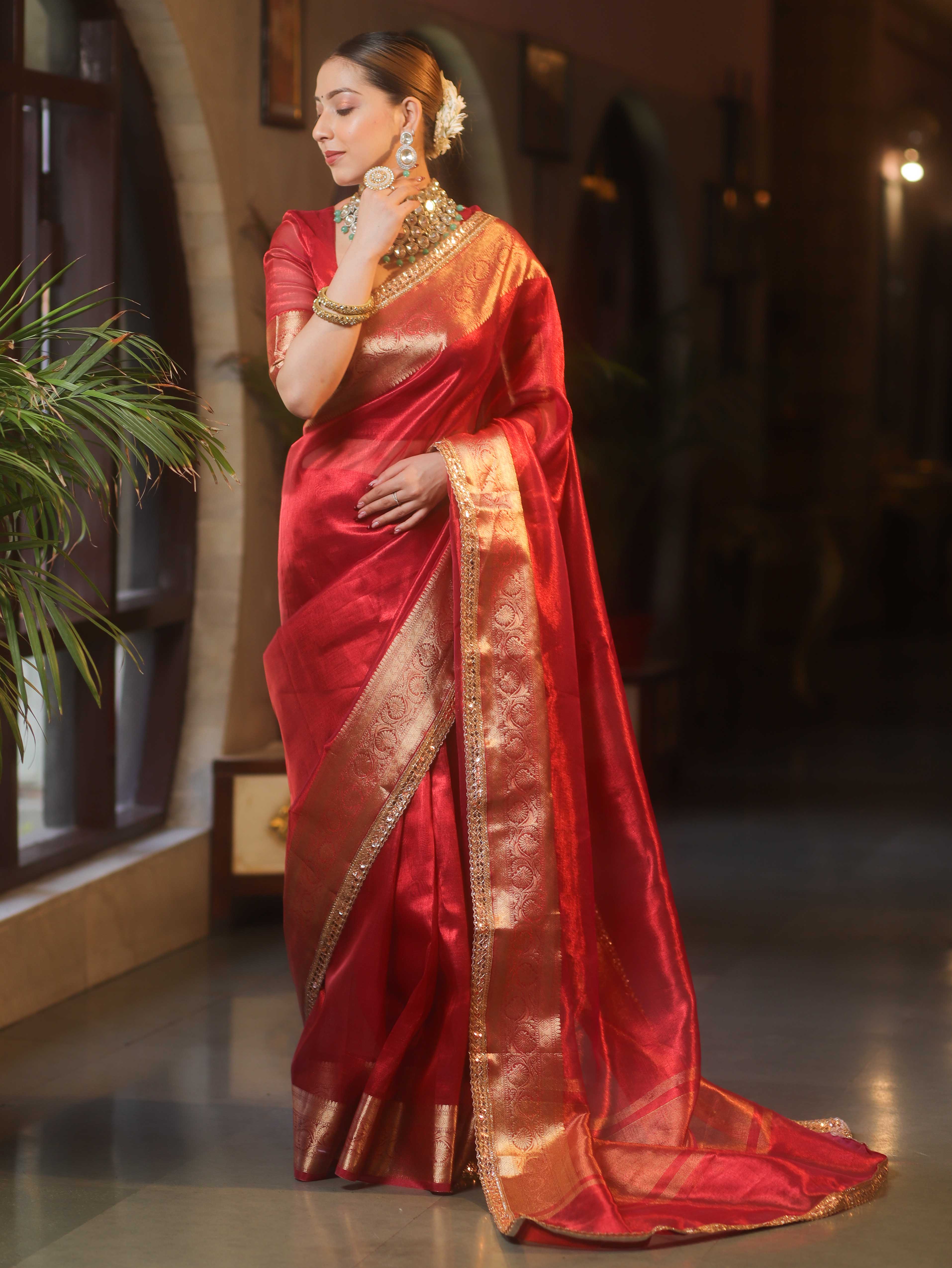 Banarasee Handwoven Plain Tissue Saree With Zari Border & Lace-Red