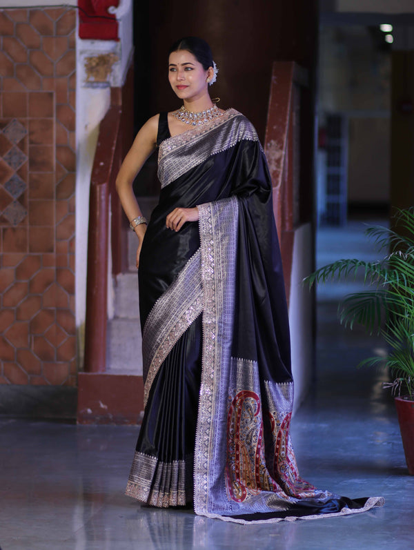 Banarasee Handloom Plain Mashru Silk Saree With Lace Border & Meenadar Pallu-Black