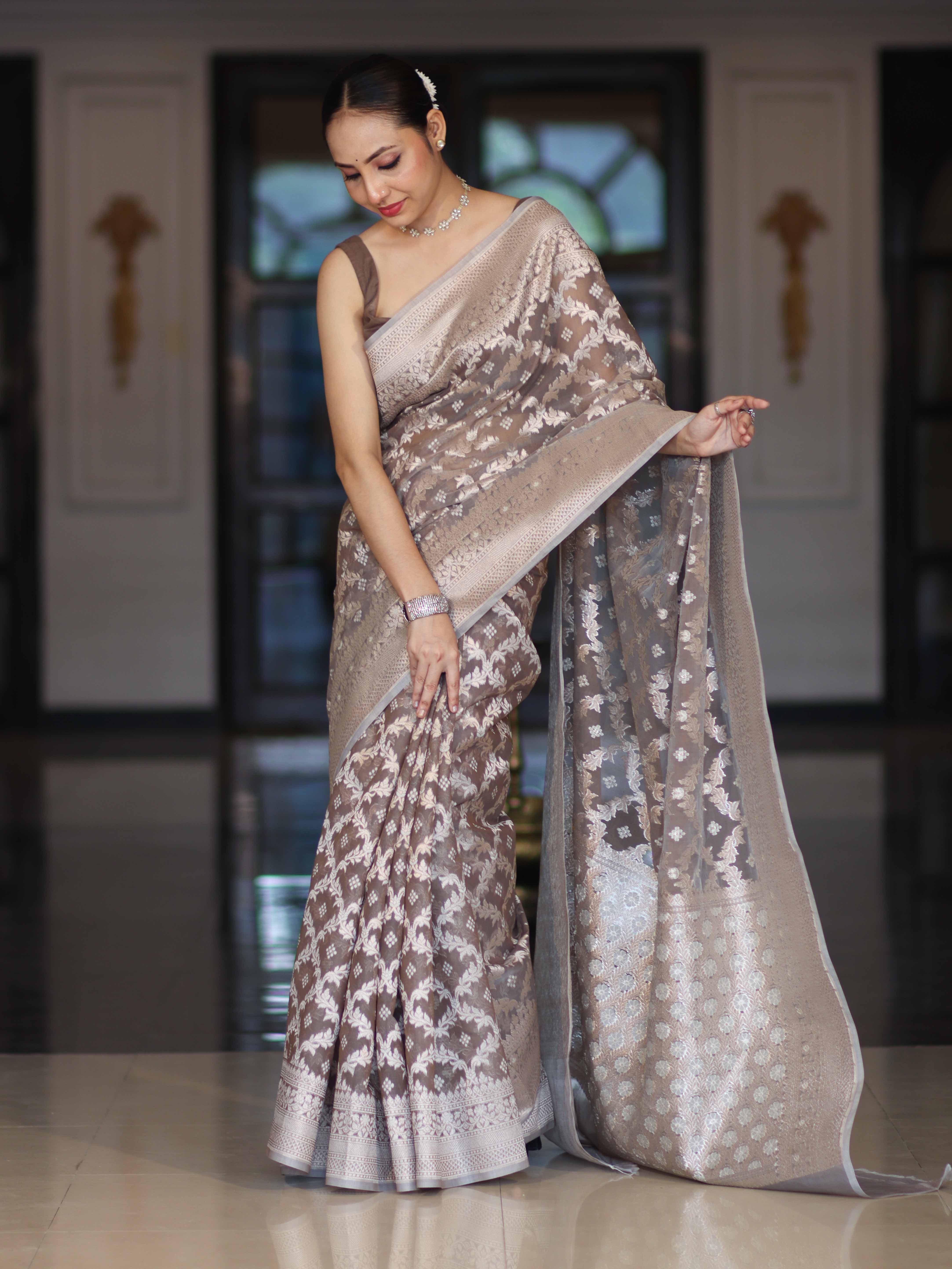 Banarasee Handloom Pure Cotton Silk Saree With Zari Jaal Design-Brown