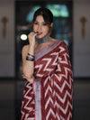 Bhagalpur Handloom Pure Linen Cotton Zig-Zag Pattern Saree-Maroon & White