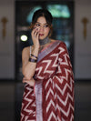 Bhagalpur Handloom Pure Linen Cotton Zig-Zag Pattern Saree-Maroon & White