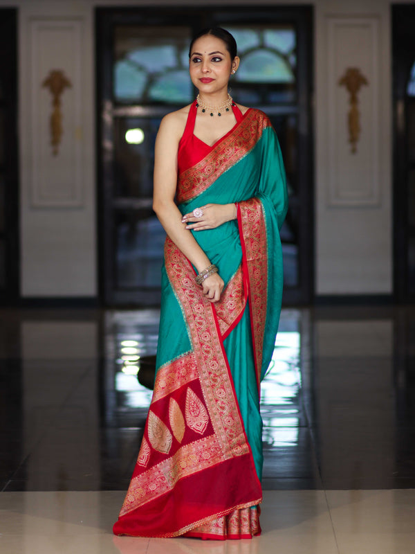 Banarasee Handloom Plain Semi Silk Saree With Resham Woven Contrast Border-Green & Red