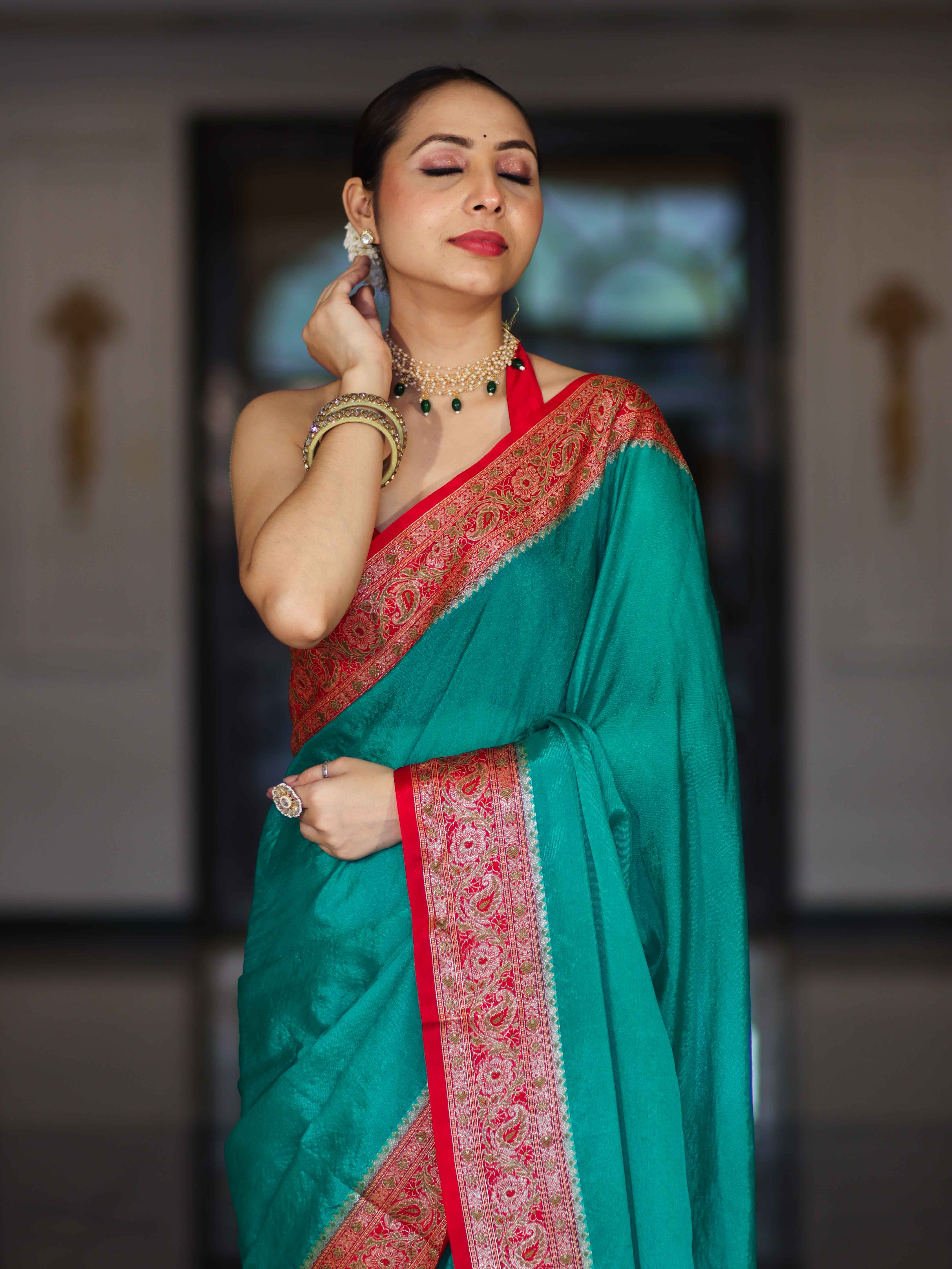 Banarasee Handloom Plain Semi Silk Saree With Resham Woven Contrast Border-Green & Red