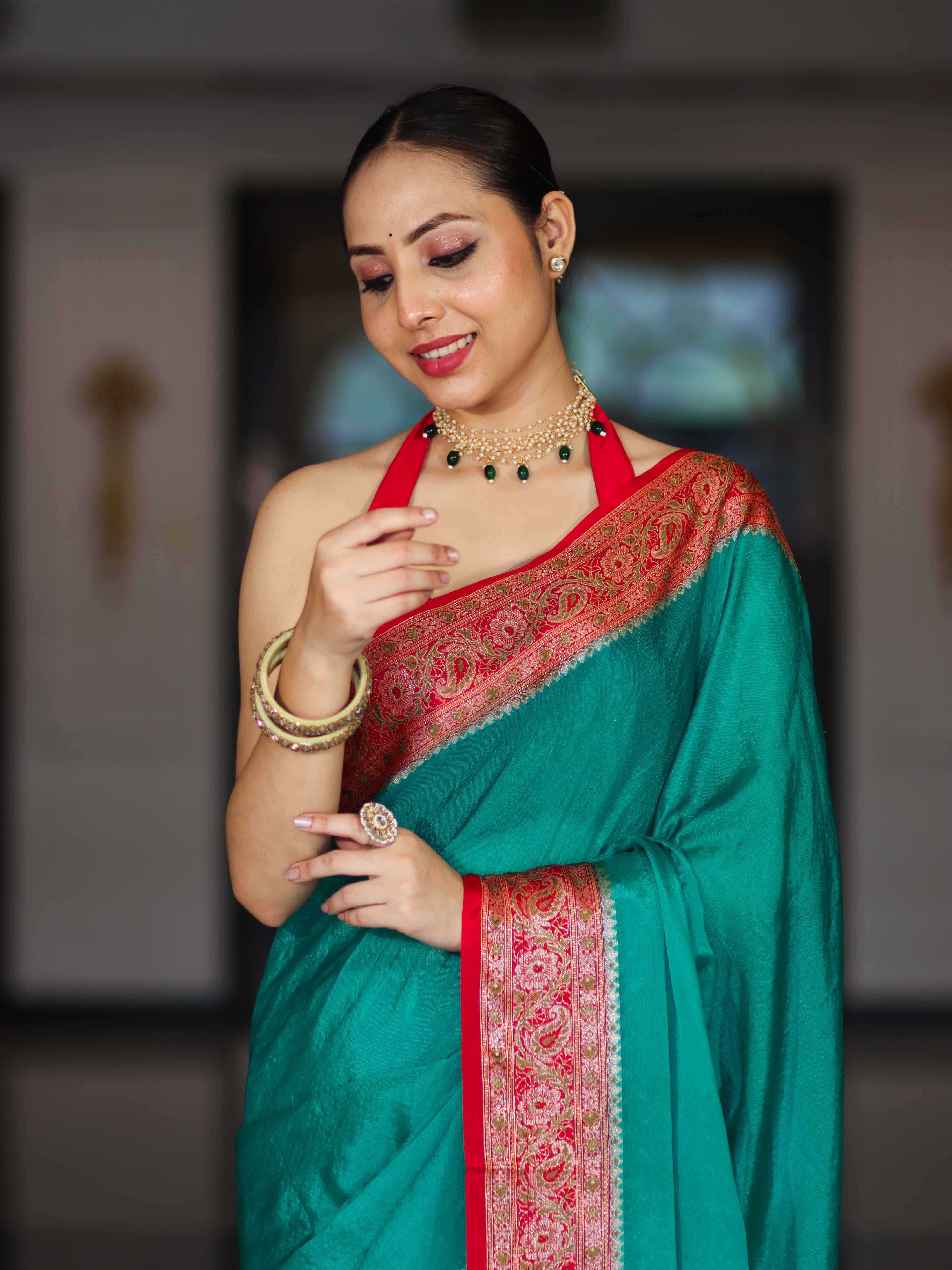 Banarasee Handloom Plain Semi Silk Saree With Resham Woven Contrast Border-Green & Red