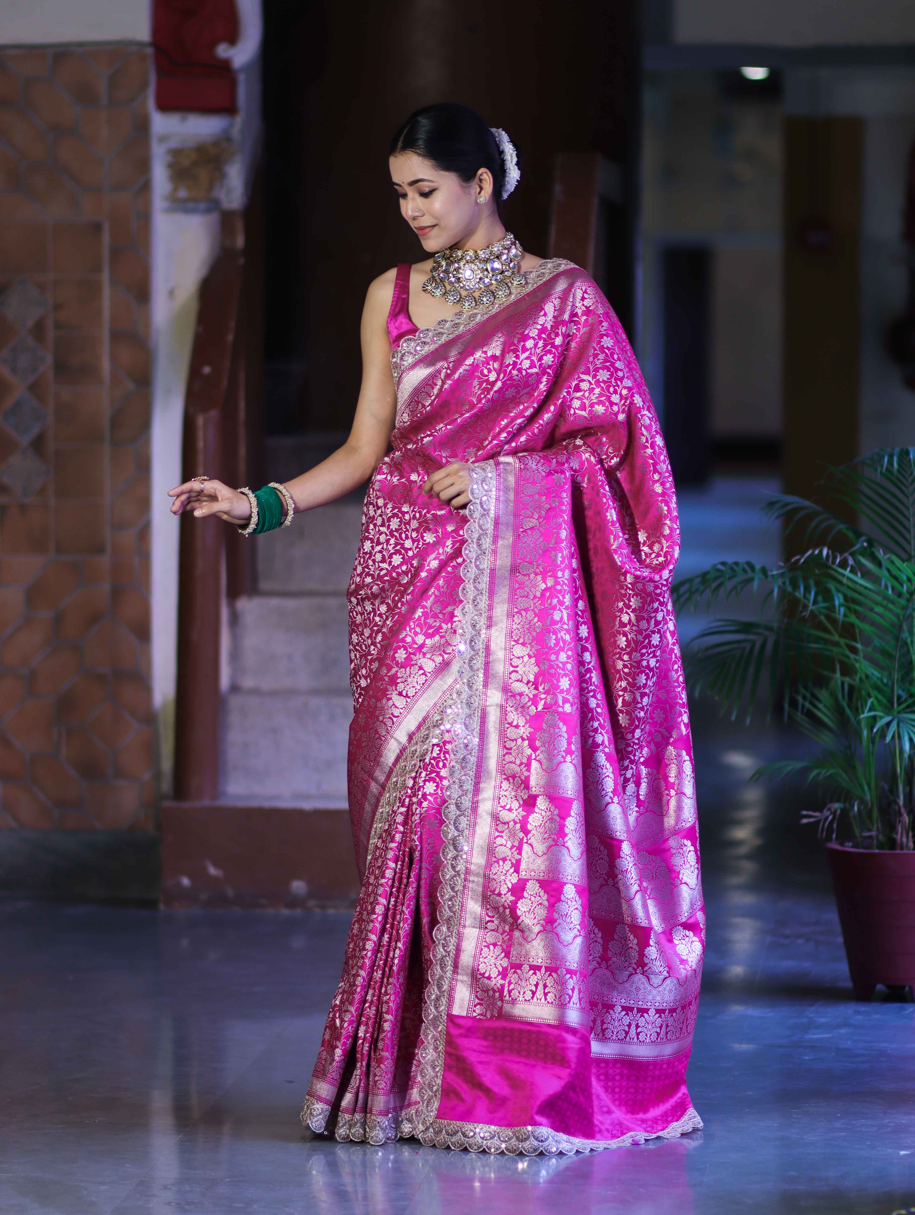 Banarasee Handloom Mashru Silk Saree With Heavy Zari Jaal & Lace Border-Pink