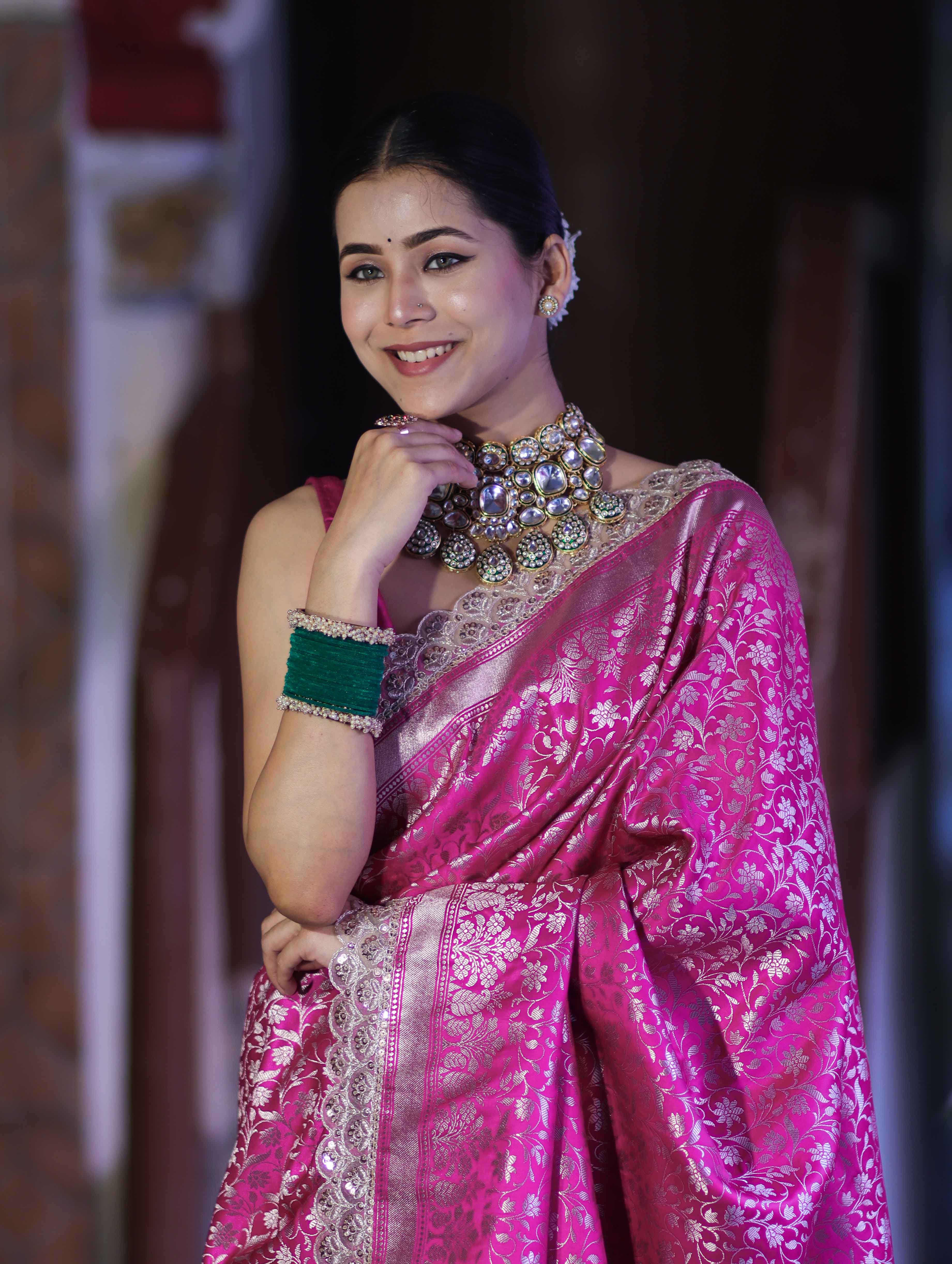Banarasee Handloom Mashru Silk Saree With Heavy Zari Jaal & Lace Border-Pink