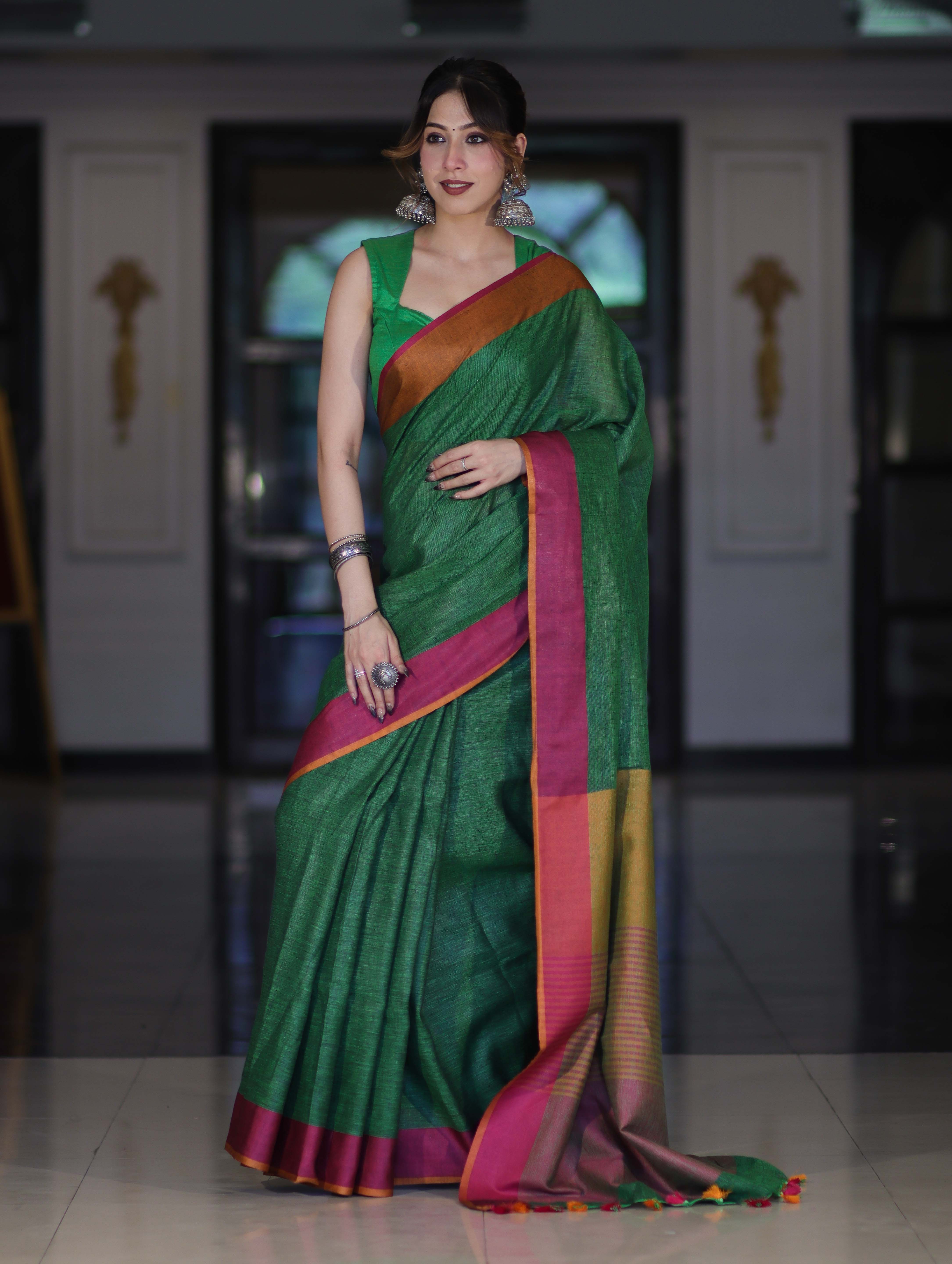 Bhagalpur Handloom Pure Linen Saree With Dual Tone Contrast Pallu-Green