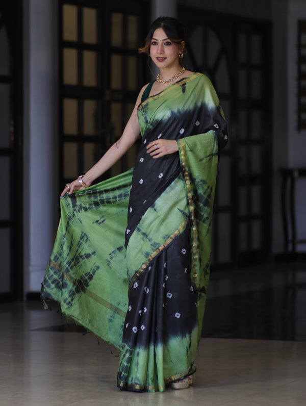 Bhagalpur Handloom Pure Linen Cotton Hand Dyed Shibori Pattern Saree-Black & Light Green