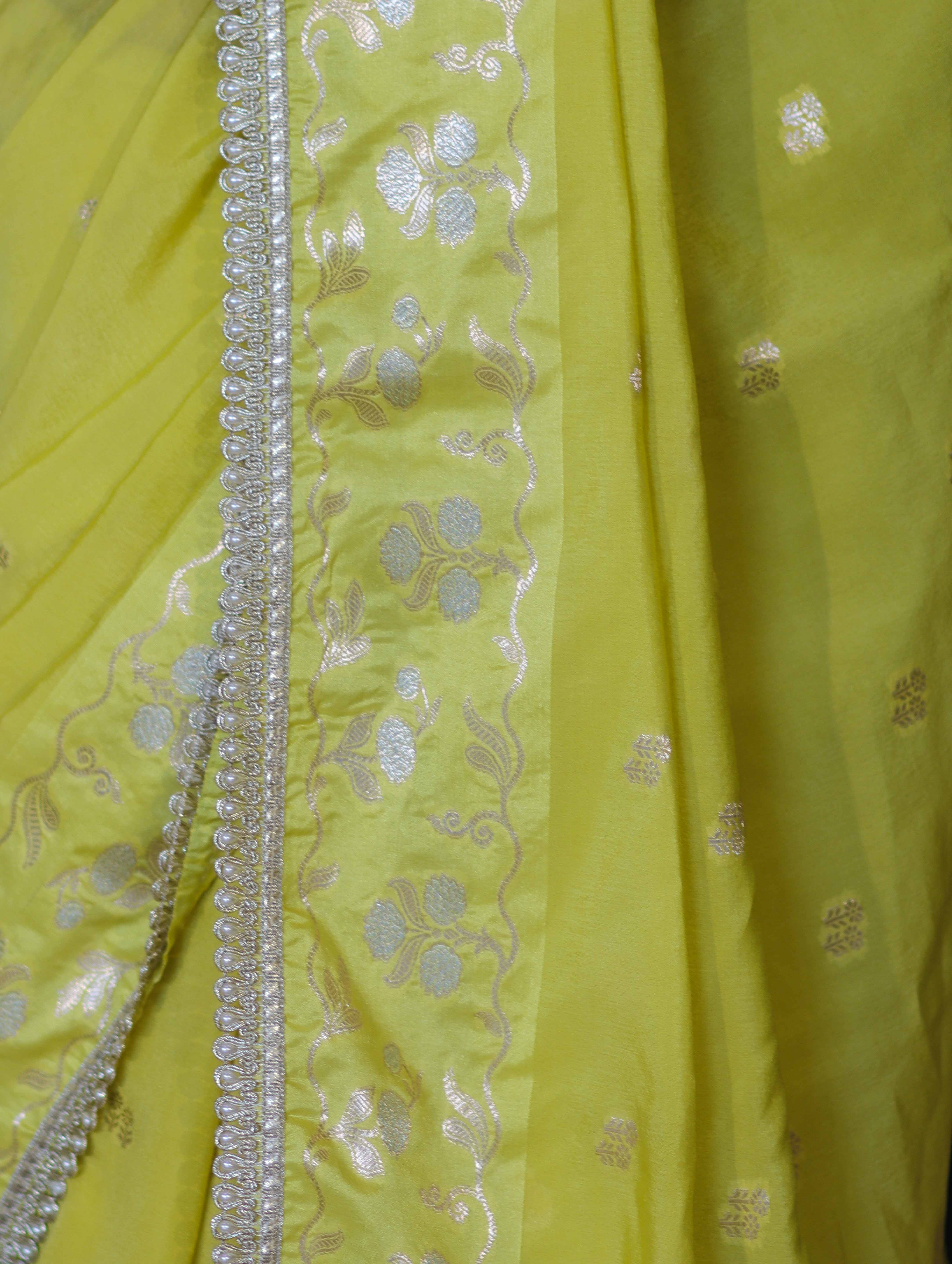Banarasee Handloom Semi Silk Saree With Buti Design Zari Border & Lace-Light Yellow