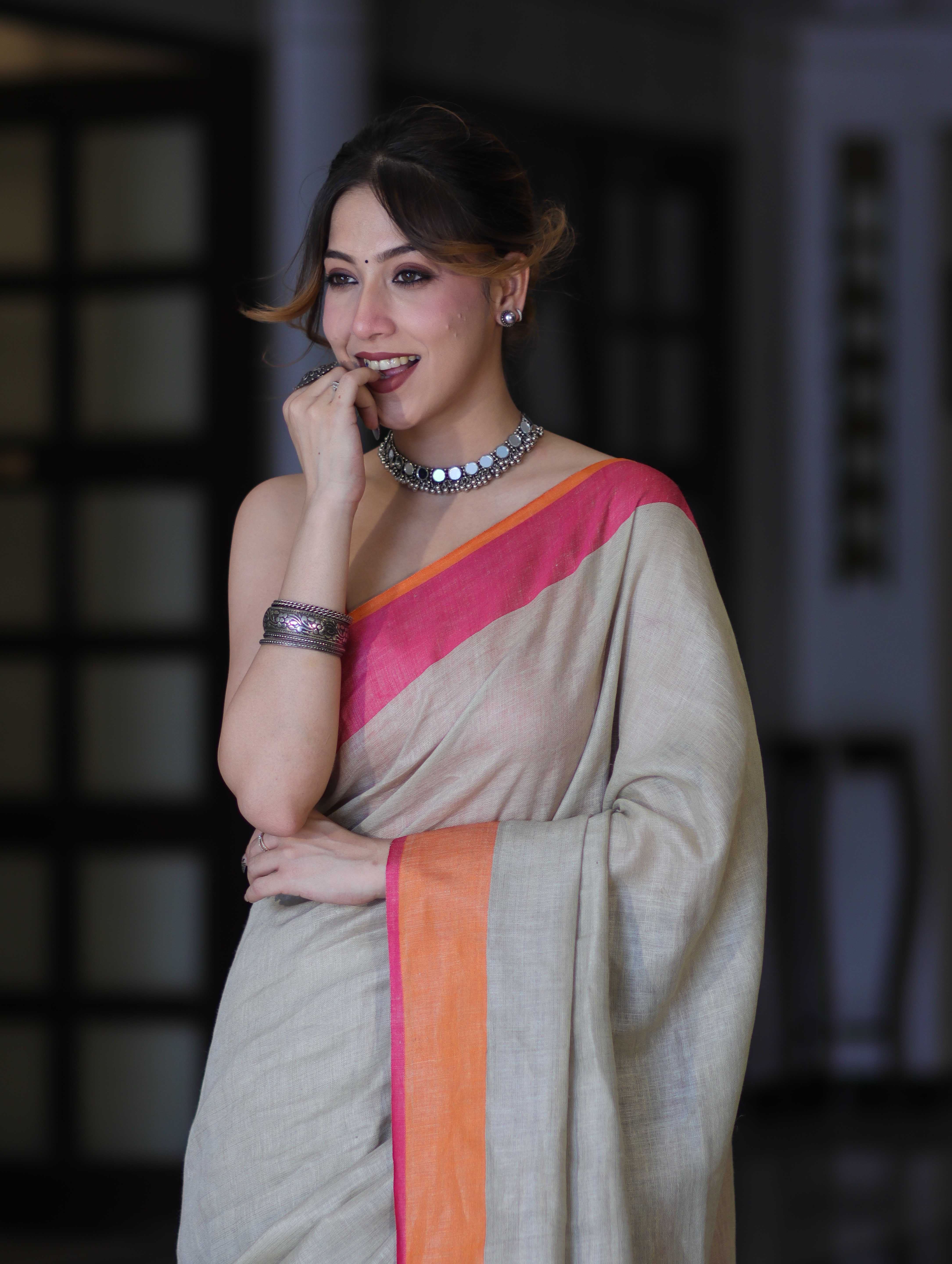 Bhagalpur Handloom Pure Linen Saree With Dual Tone Contrast Pallu-Grey