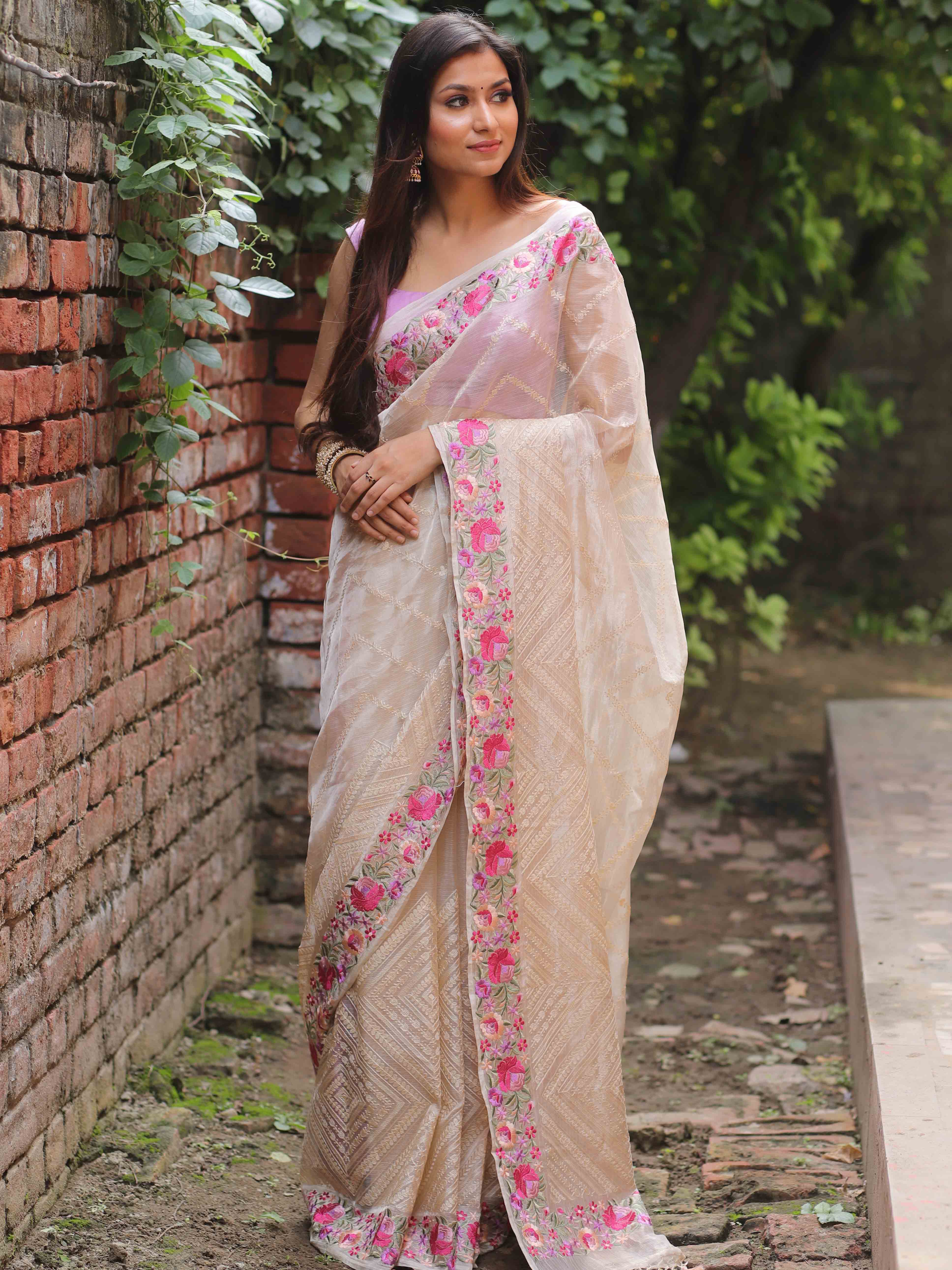 Banarasee Handloom Pure Tissue Silk Embroidered Saree-Gold