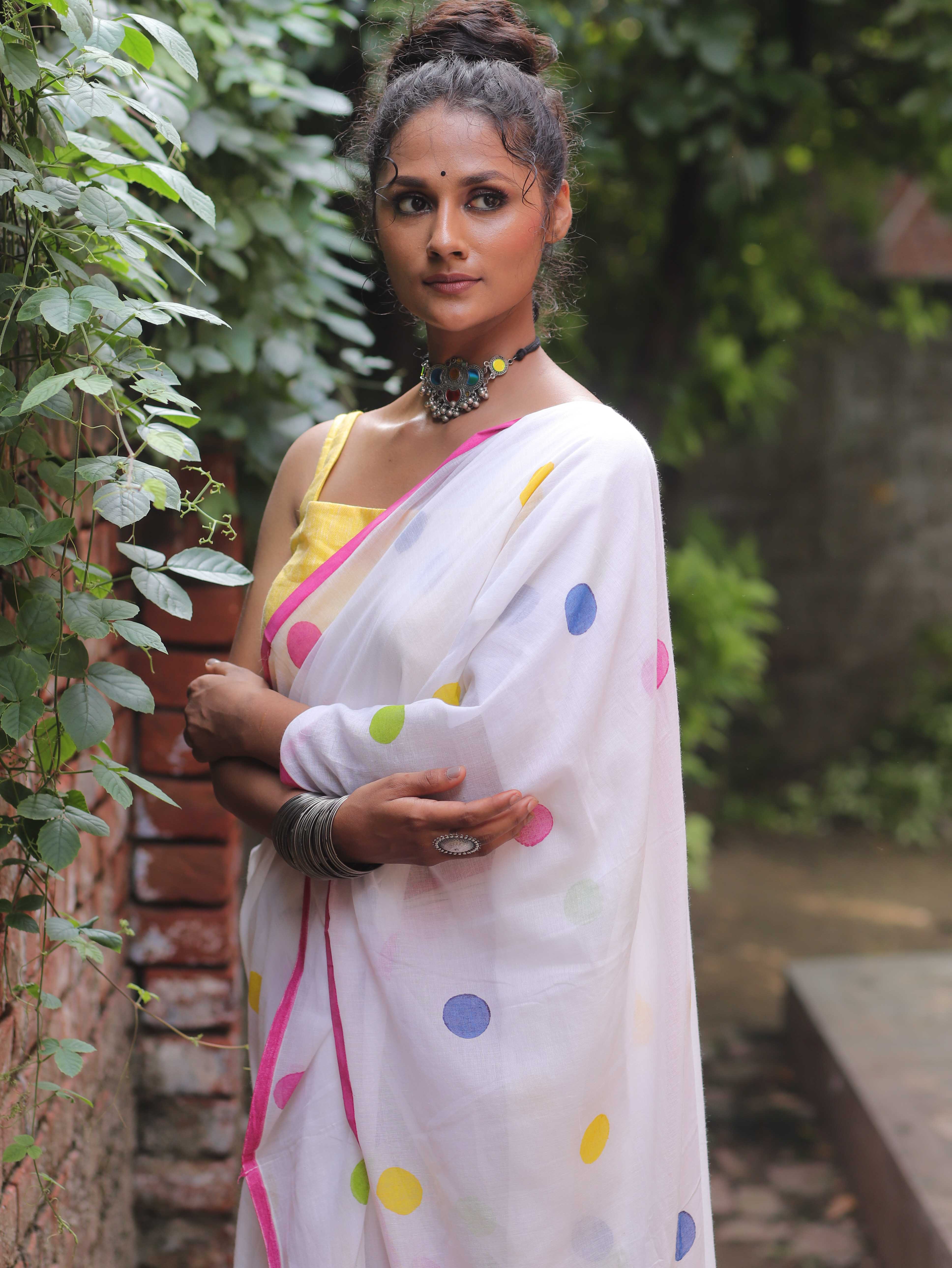 Handloom Mul Cotton Polka Dot Saree-White