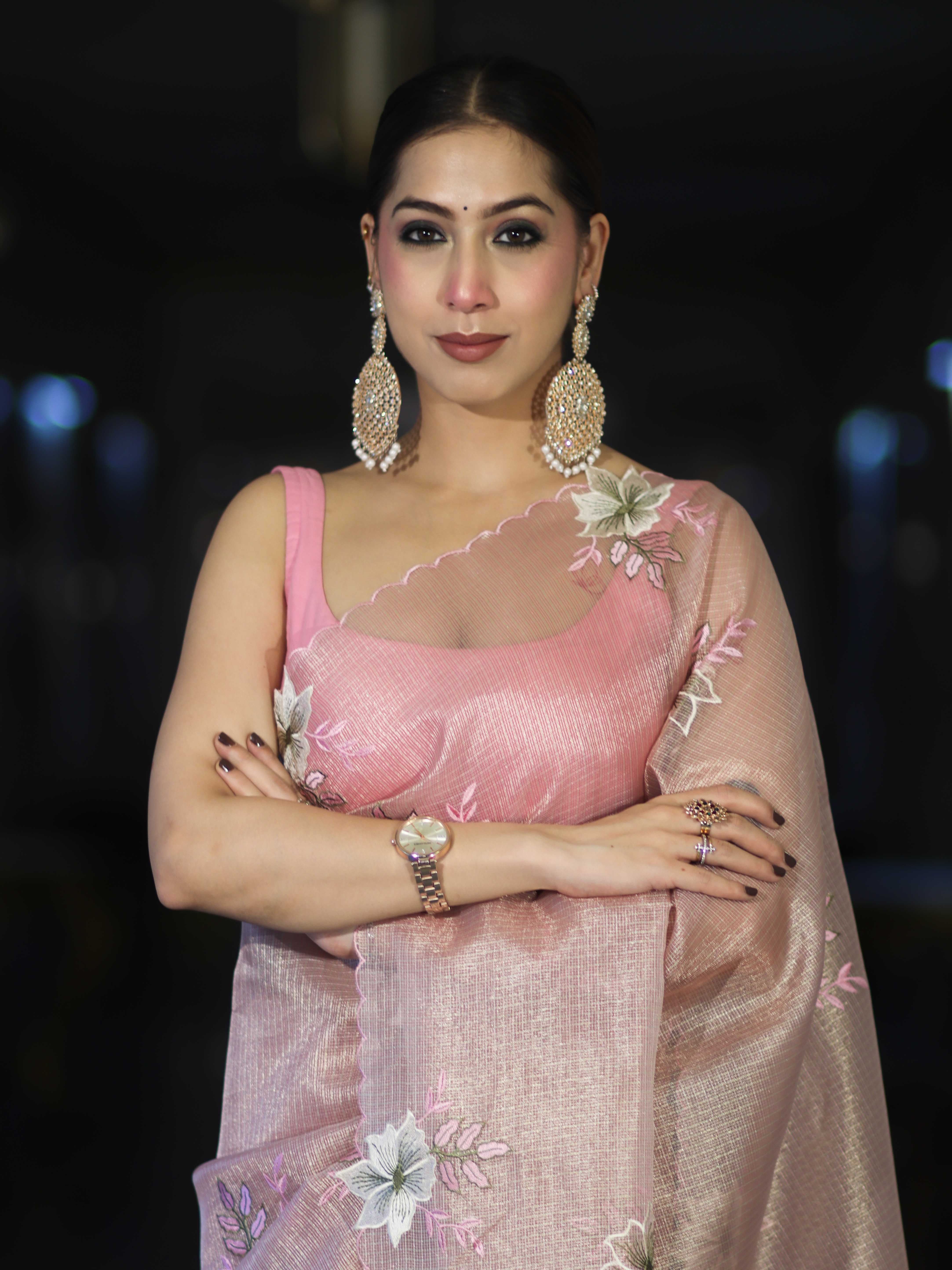Banarasee Tissue Saree With Resham Embroidery Applique Work Pallu & Scallop Border-Light Pink