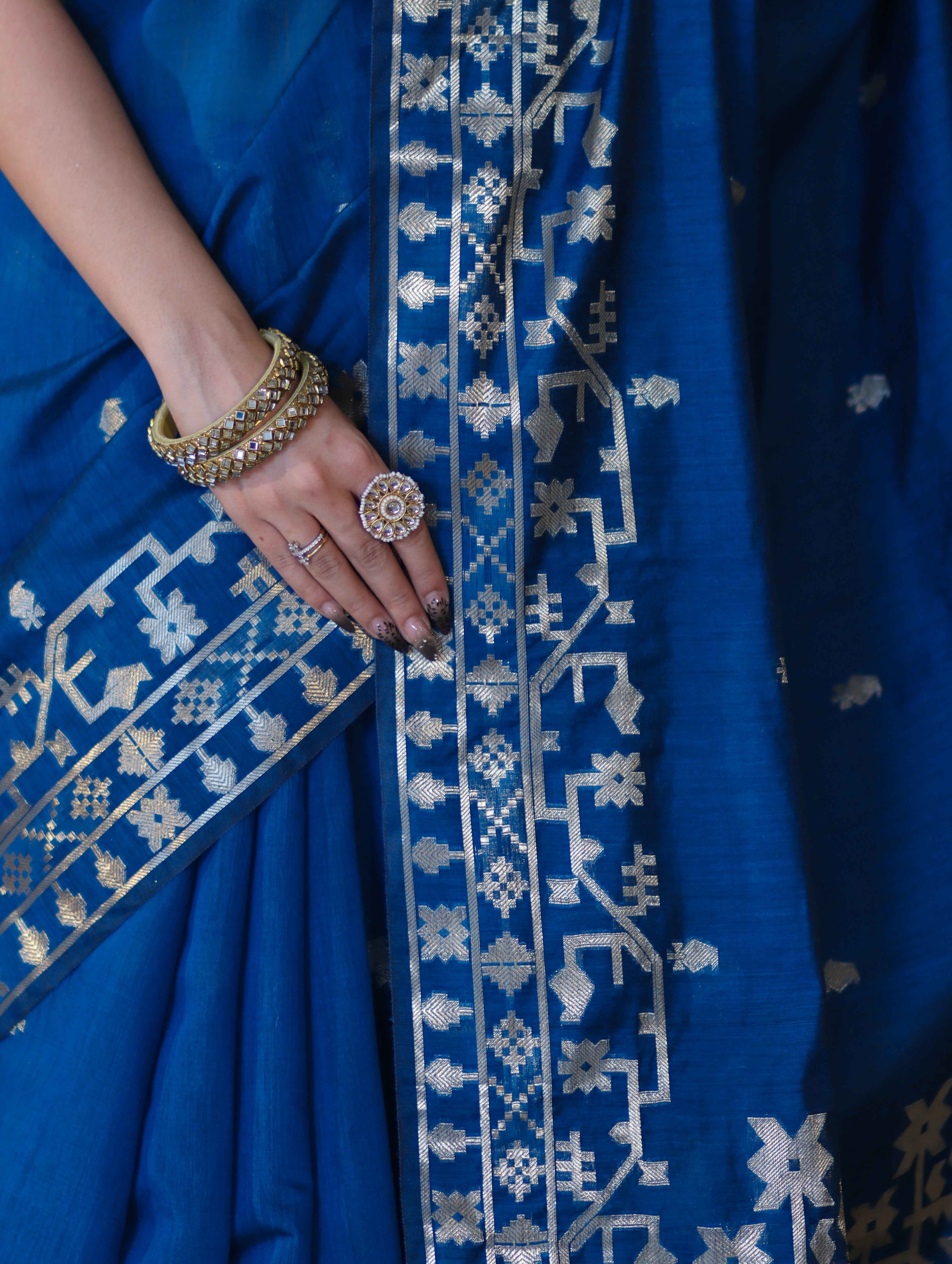 Banarasee Handloom Cotton Silk Saree With Zari Buti Design & Geometric Border-Blue