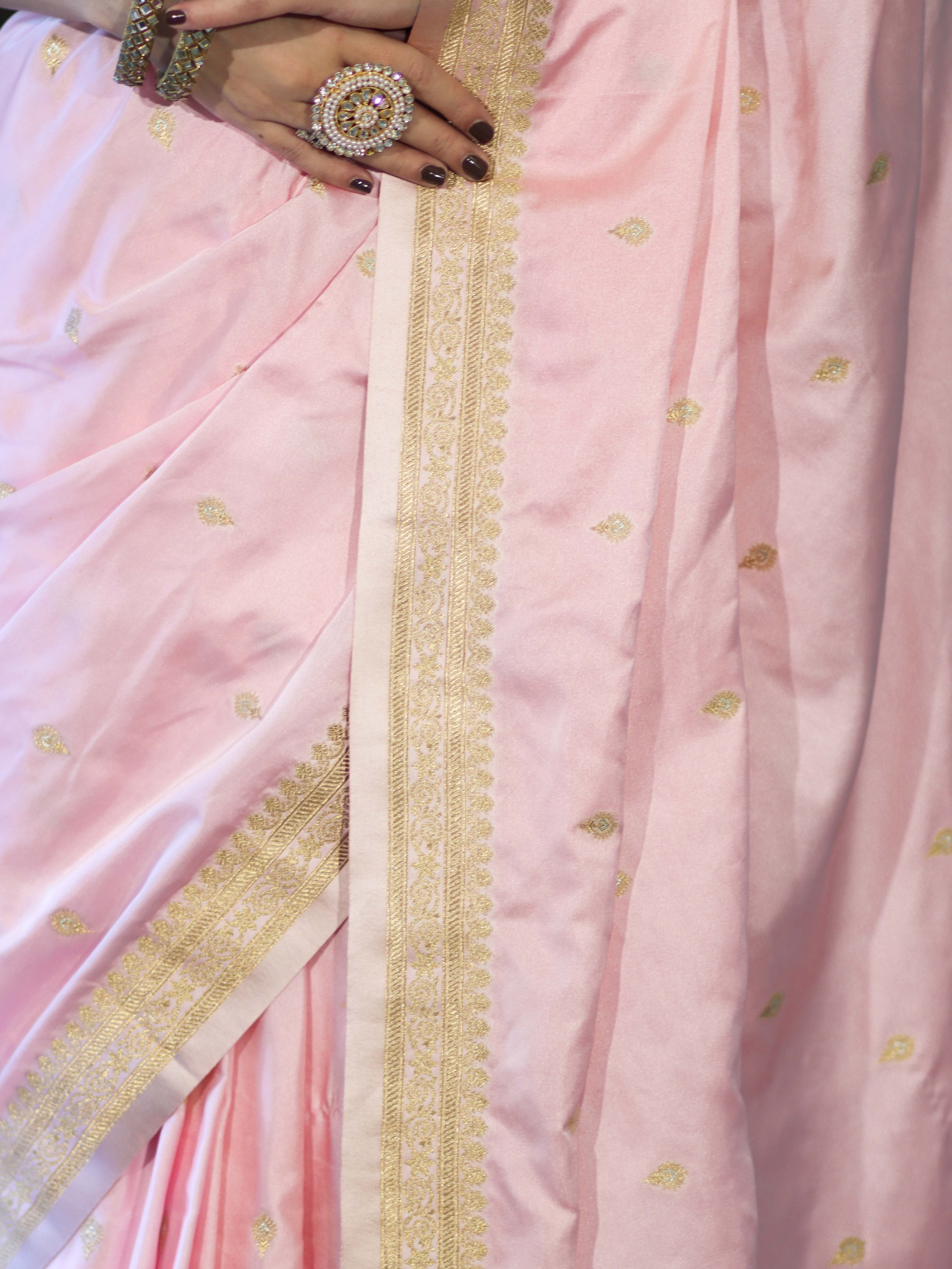 Banarasee Mashru Silk Saree With Zari Motifs & Floral Border-Light Pink