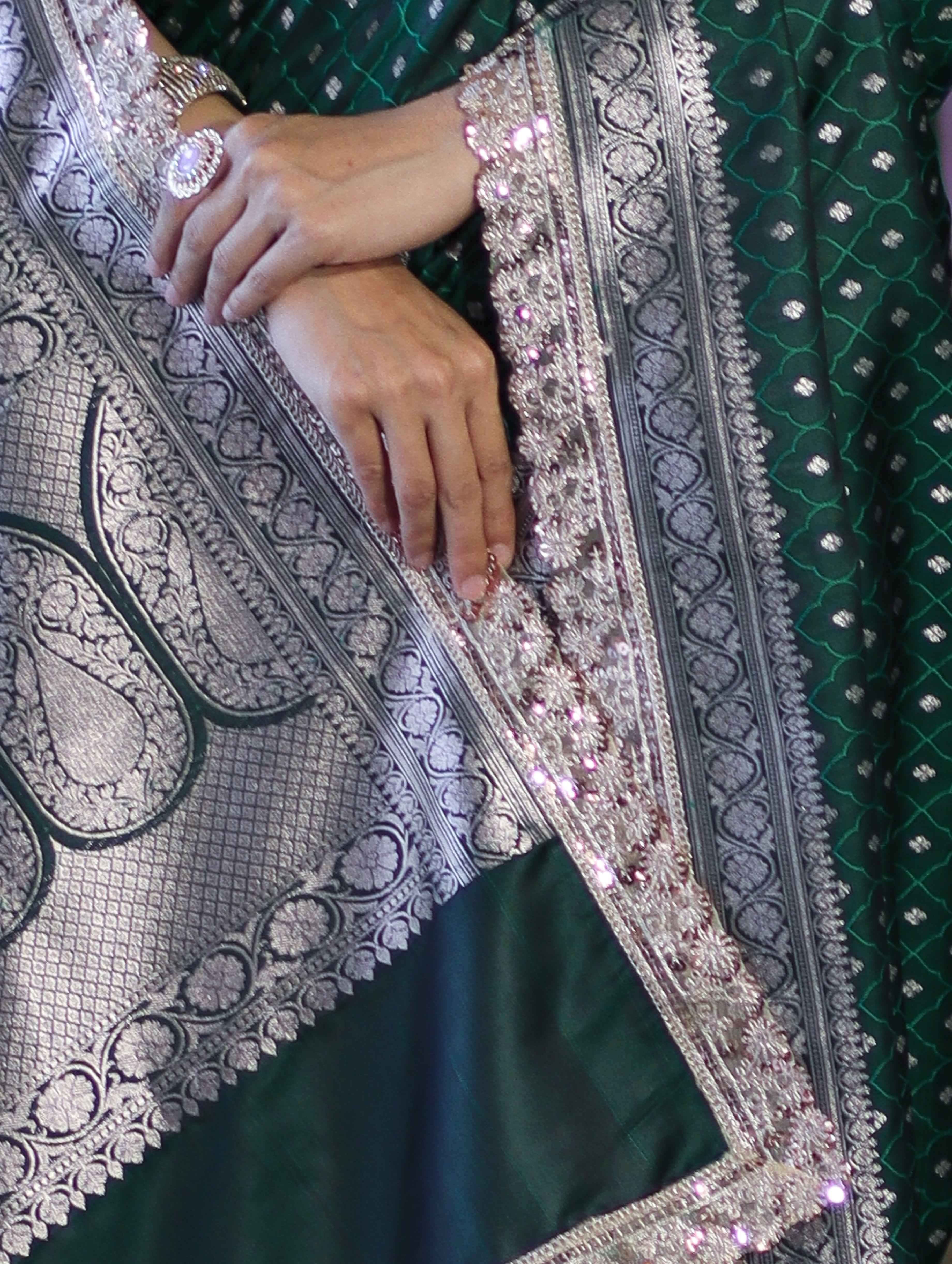 Banarasee Handloom Mashru Silk Saree With Zari Buti Design & Lace Border-Deep Green