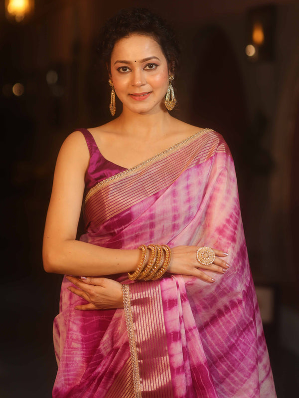 Banarasee Handwoven Semi Silk Shibori Dye Saree With Zari Border-Magenta & White