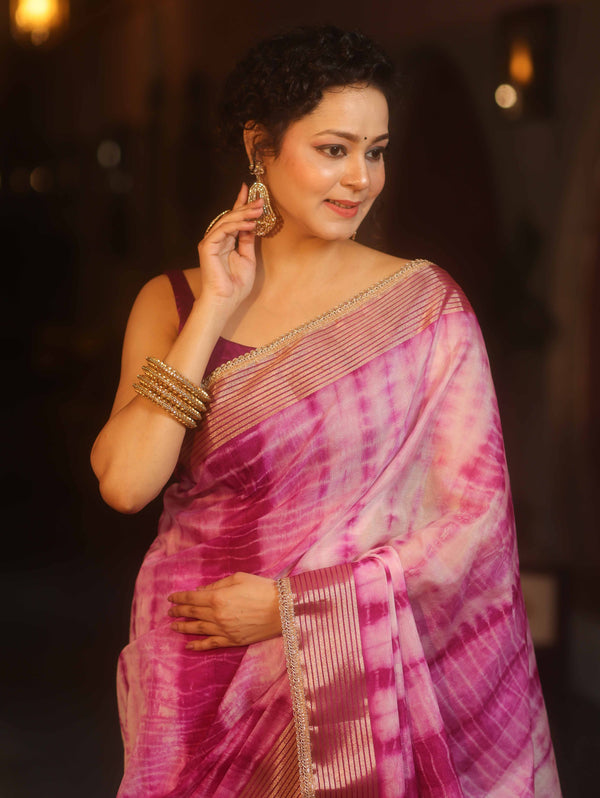 Banarasee Handwoven Semi Silk Shibori Dye Saree With Zari Border-Magenta & White