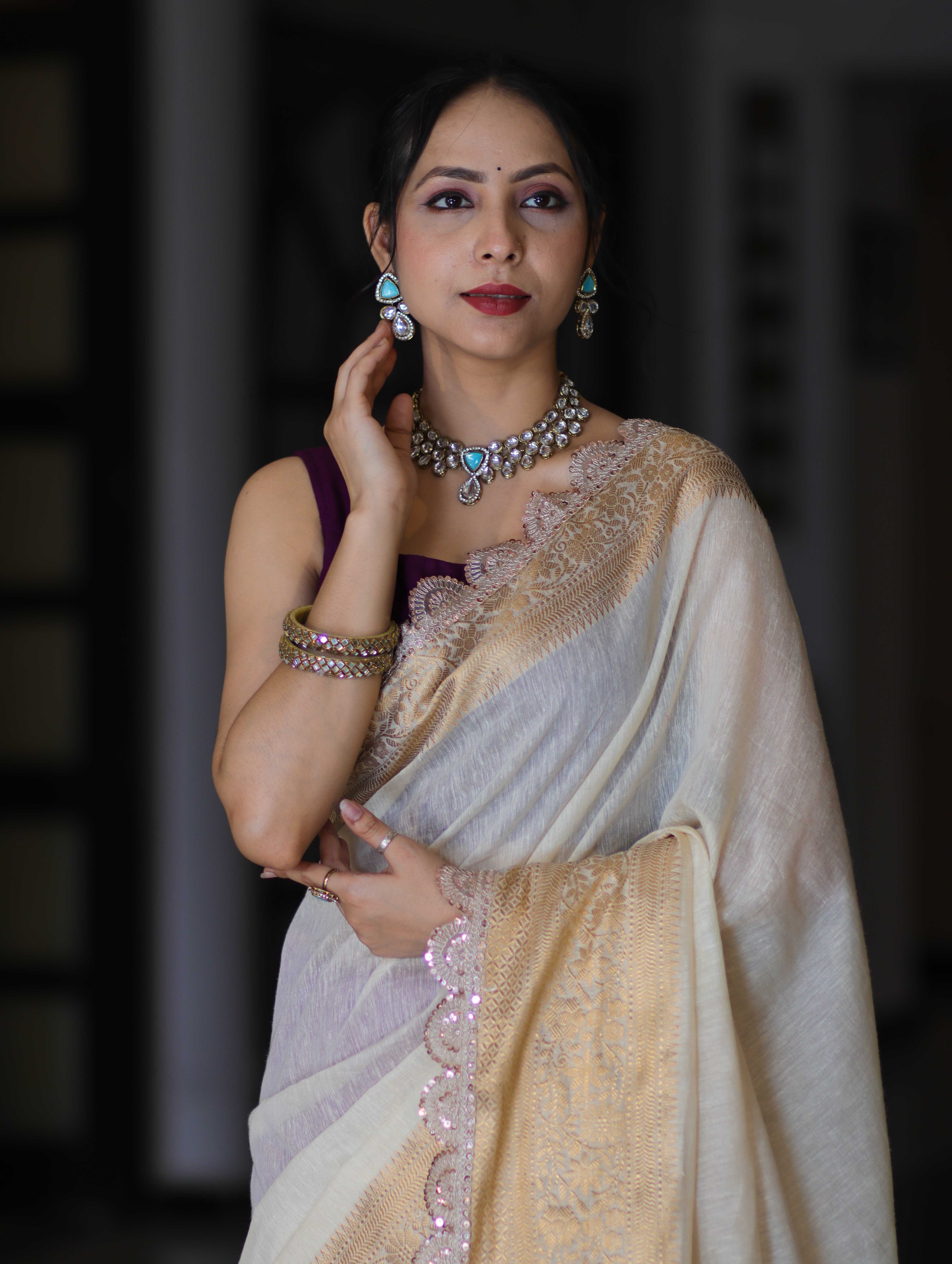 Banarasee Dual Color Pure Linen Saree With Zari Border & Lace-Off White & Violet