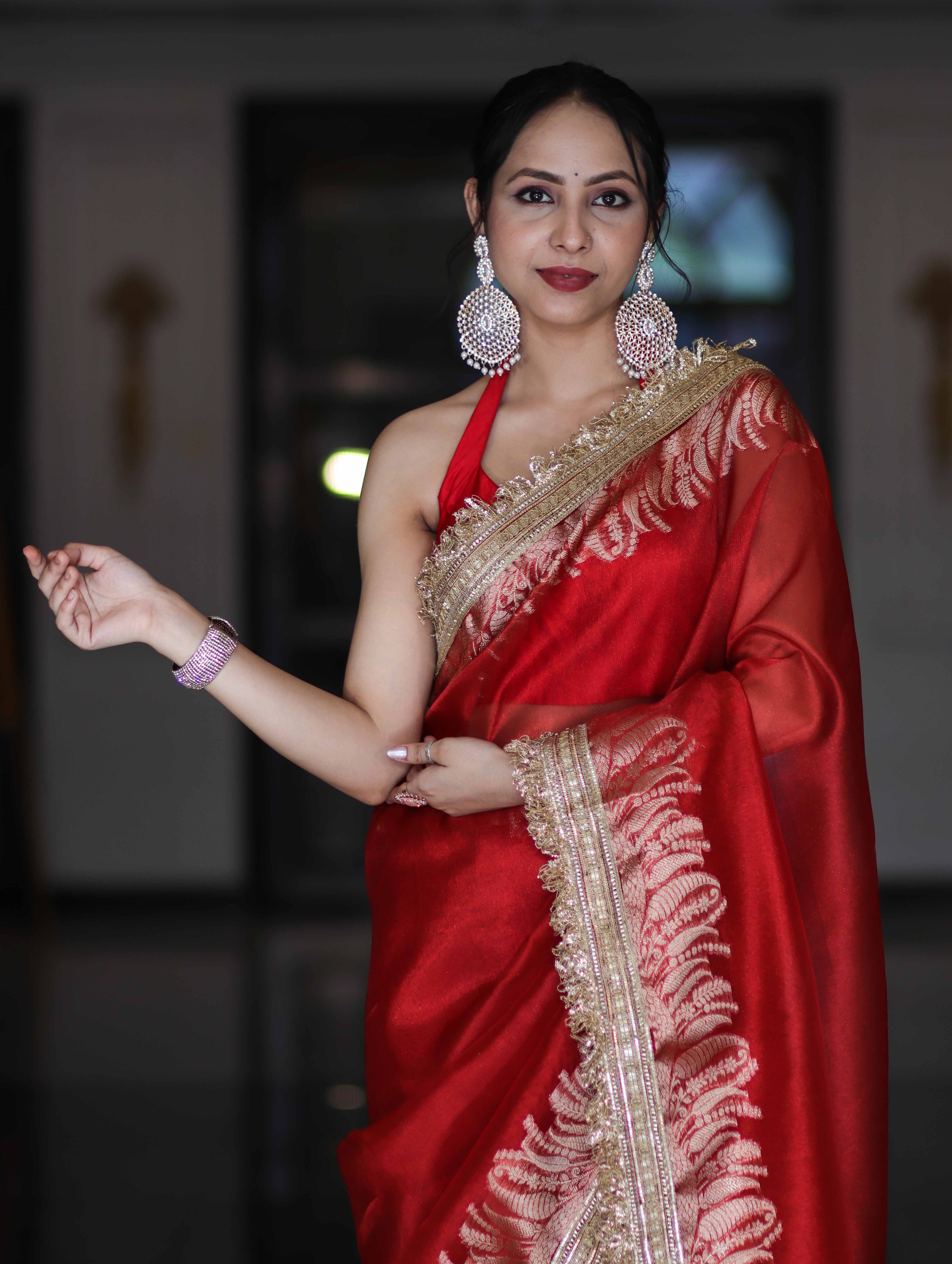 Banarasee Handloom Plain Tissue Saree With Zari Border & Lace-Red