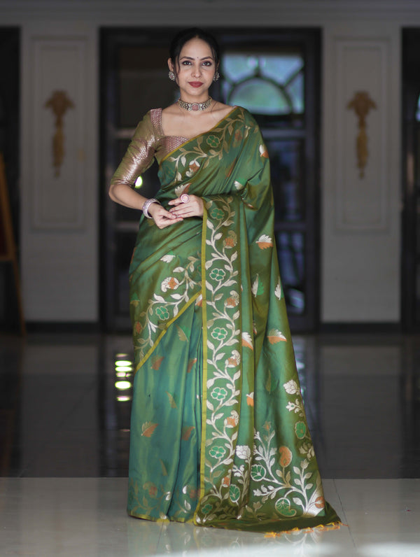 Banarasee Handloom Semi Silk Saree With Leaf Pattern & Floral Zari Border-Green
