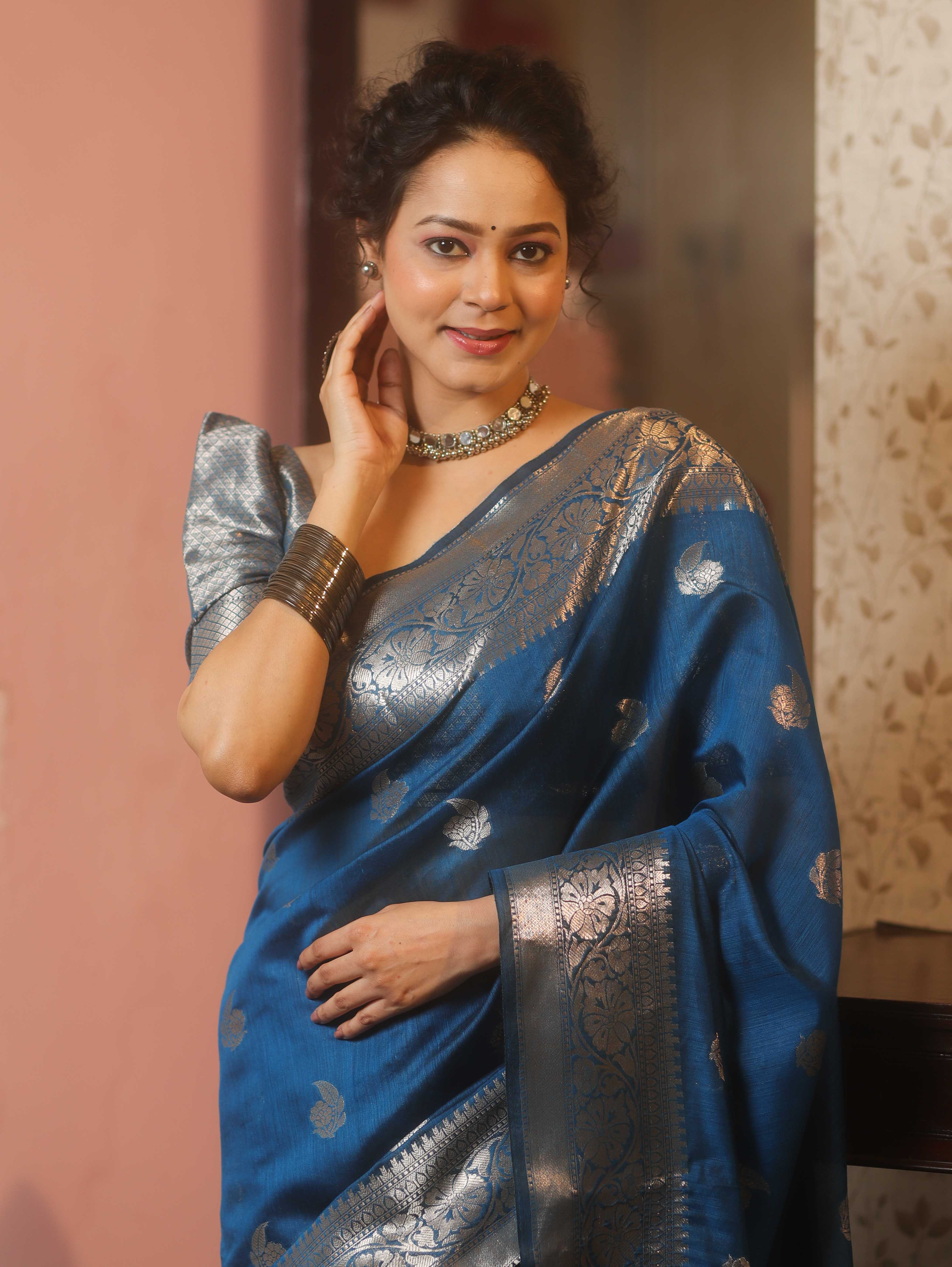Banarasee Handwoven Silk Cotton Saree With Zari Buti & Border-Azure Blue