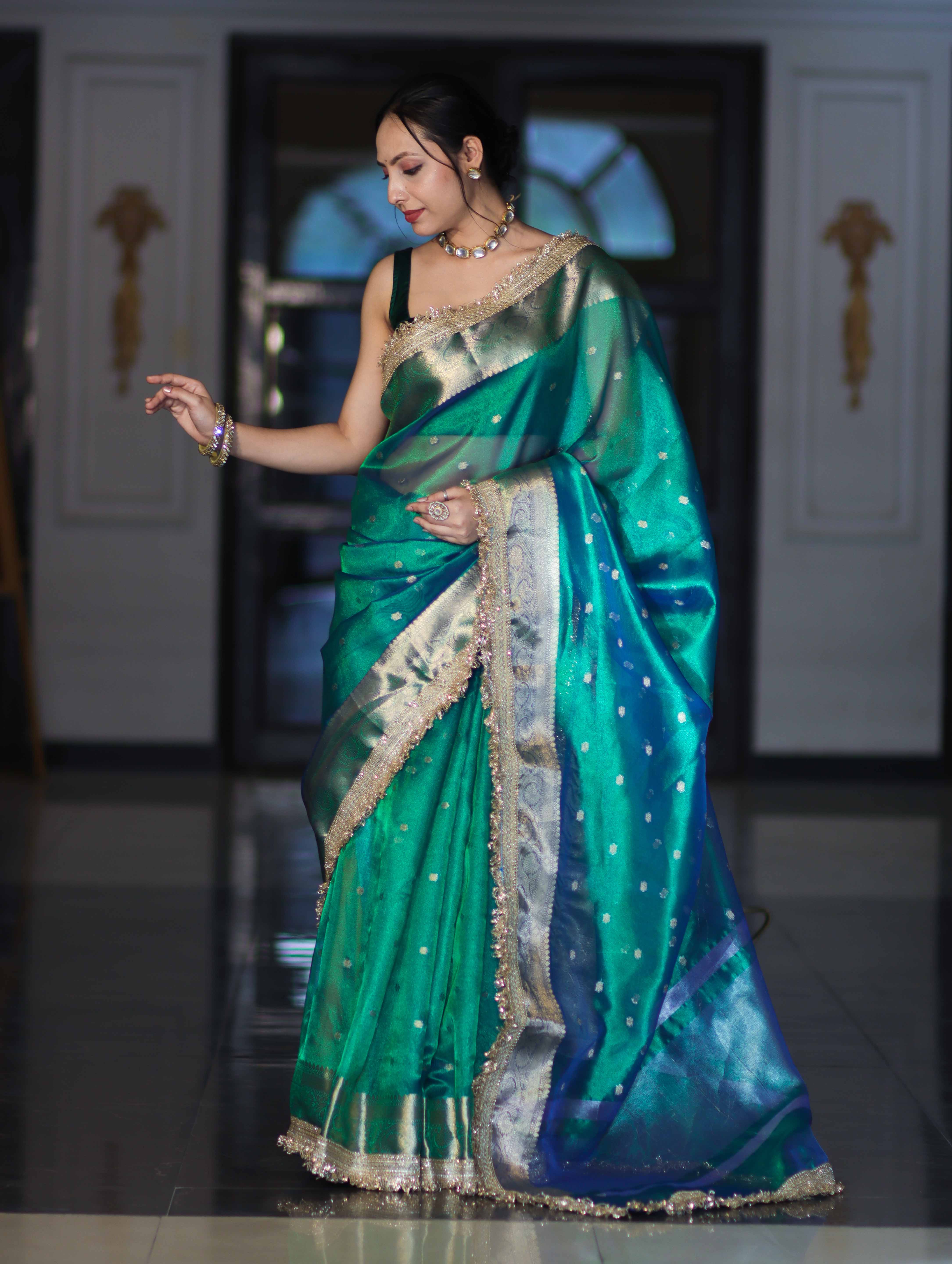 Banarasee Handloom Dual Tone Tissue Saree With Buti Design Zari Border & Lace-Green