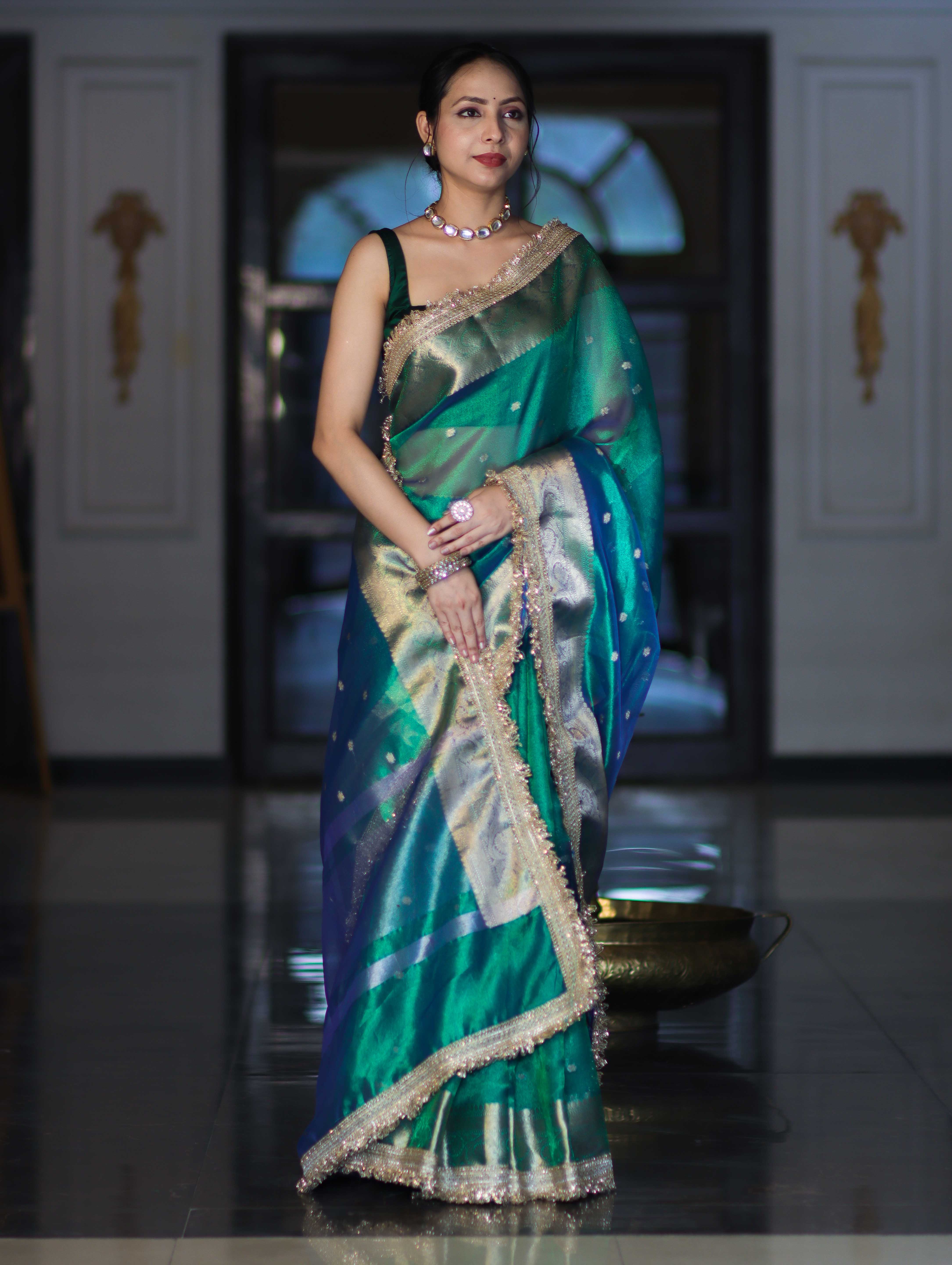 Banarasee Handloom Dual Tone Tissue Saree With Buti Design Zari Border & Lace-Green