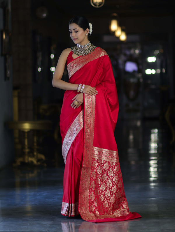 Banarasee Handwoven Plain Semi Katan Saree With Gold Zari Border-Red