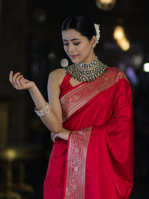 Banarasee Handwoven Plain Semi Katan Saree With Gold Zari Border-Red