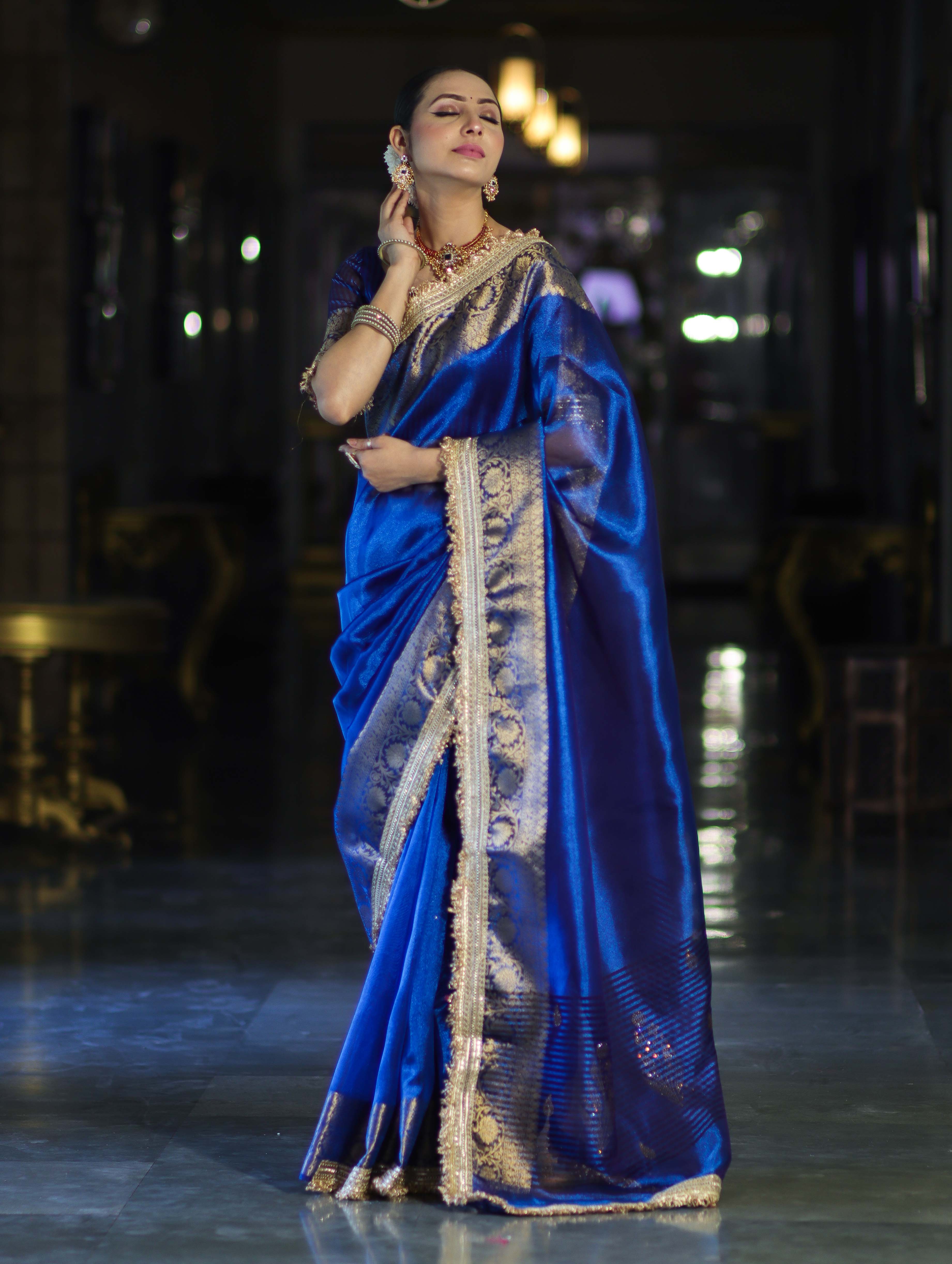 Banarasee Handloom Dual Shaded Plain Tissue Saree With Zari Border & Lace-Blue