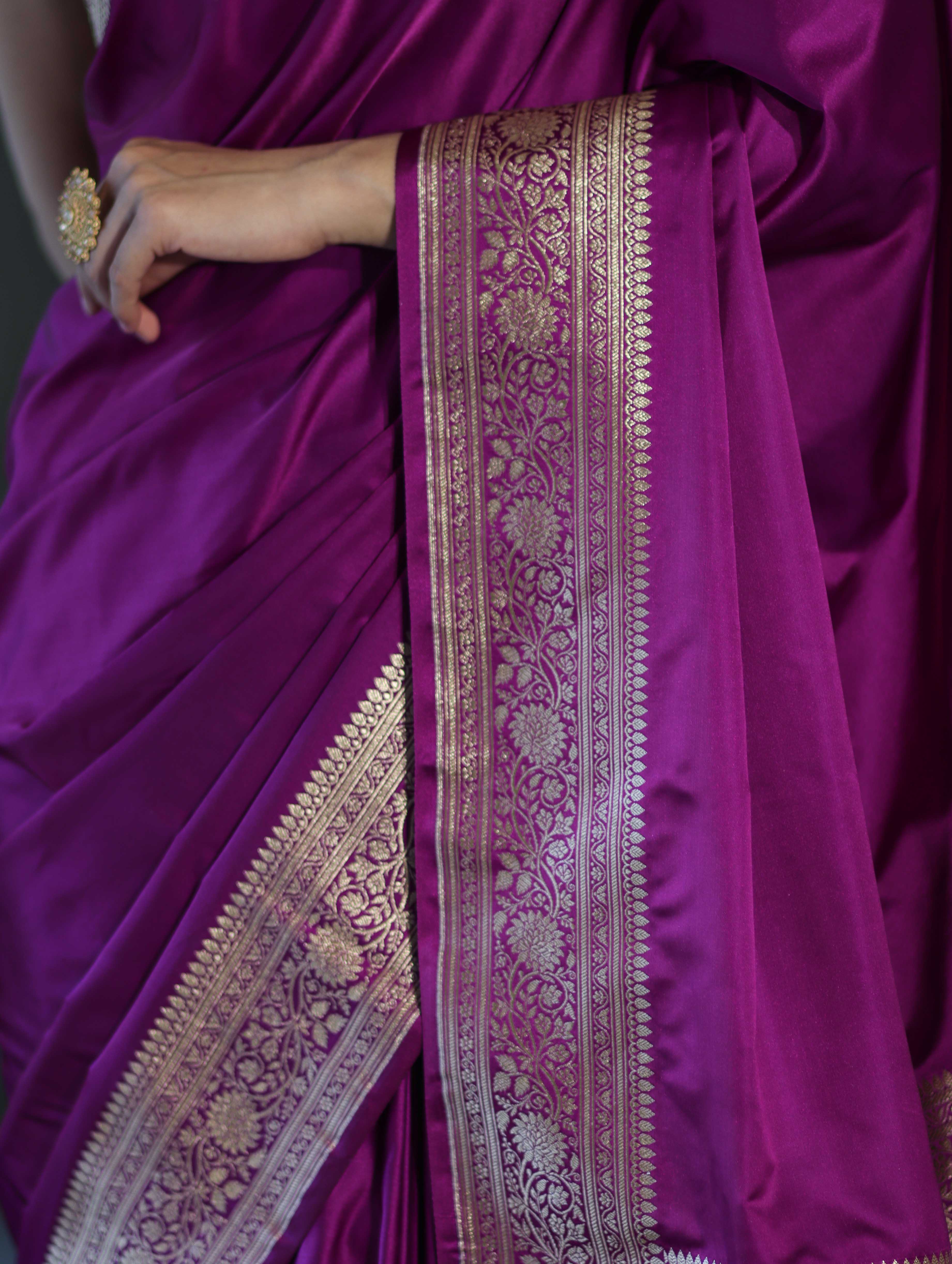 Banarasee Handwoven Plain Semi Katan Saree With Gold Zari Border-Violet