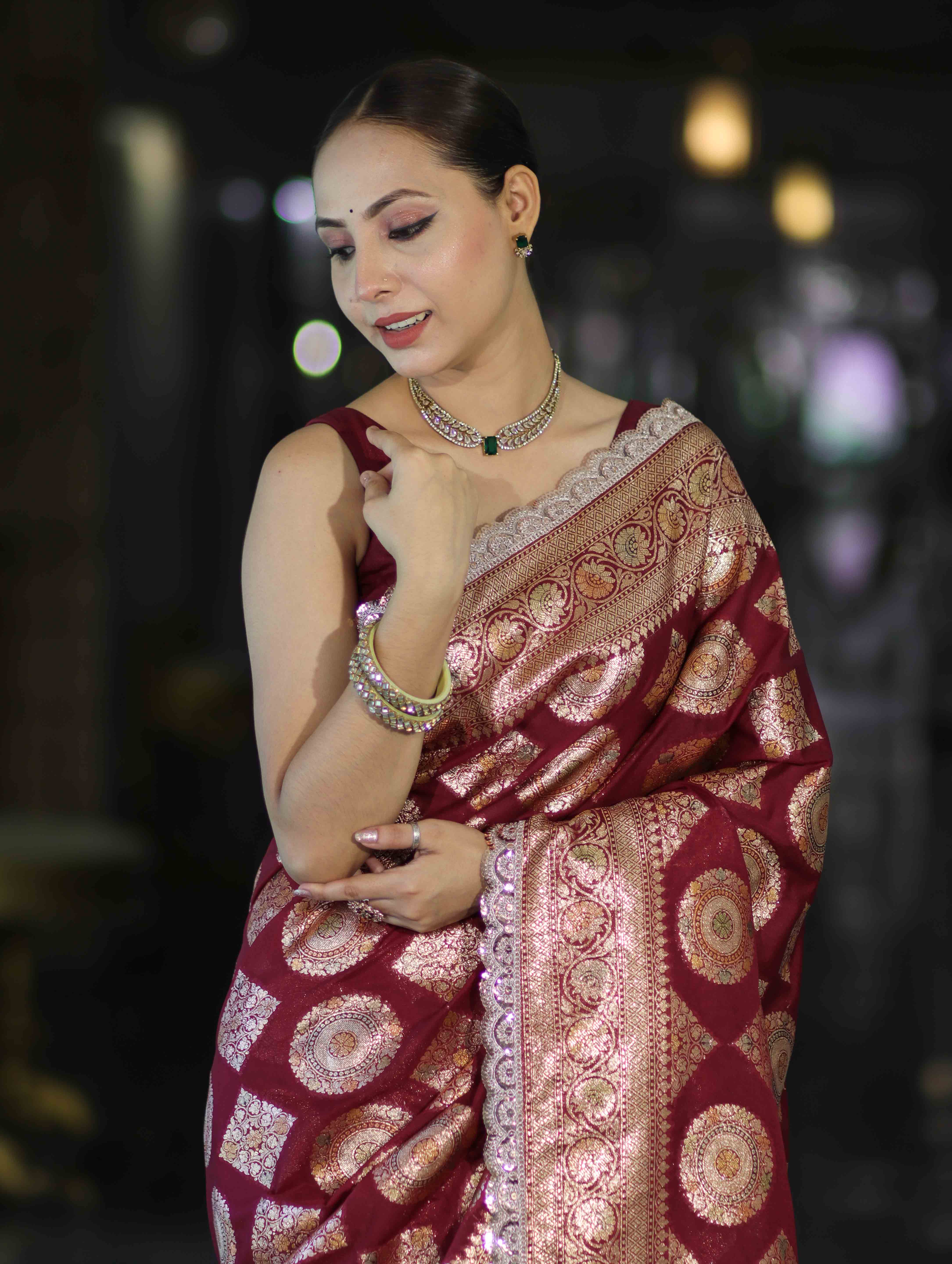 Banarasee Handloom Semi Silk Saree With Buta Design Zari Border & Lace-Burgundy