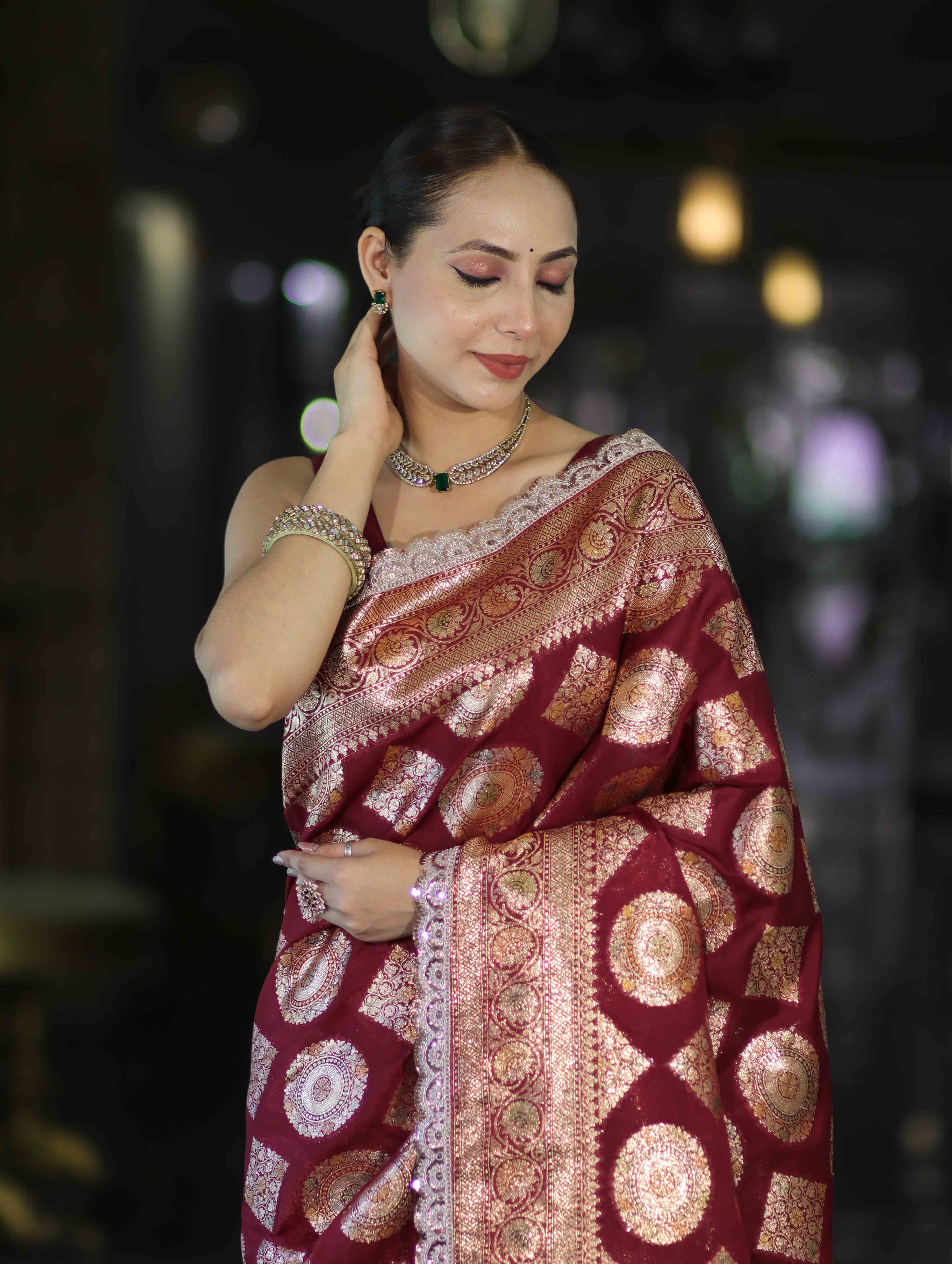 Banarasee Handloom Semi Silk Saree With Buta Design Zari Border & Lace-Burgundy